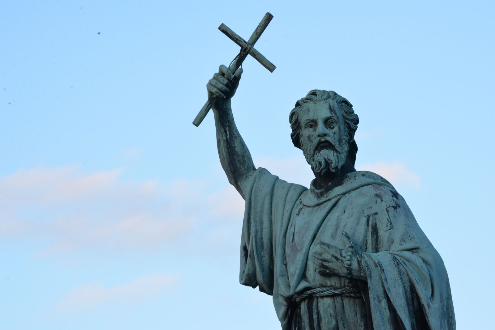 Nikon D610 sample photo. Statue, cross, faith photography