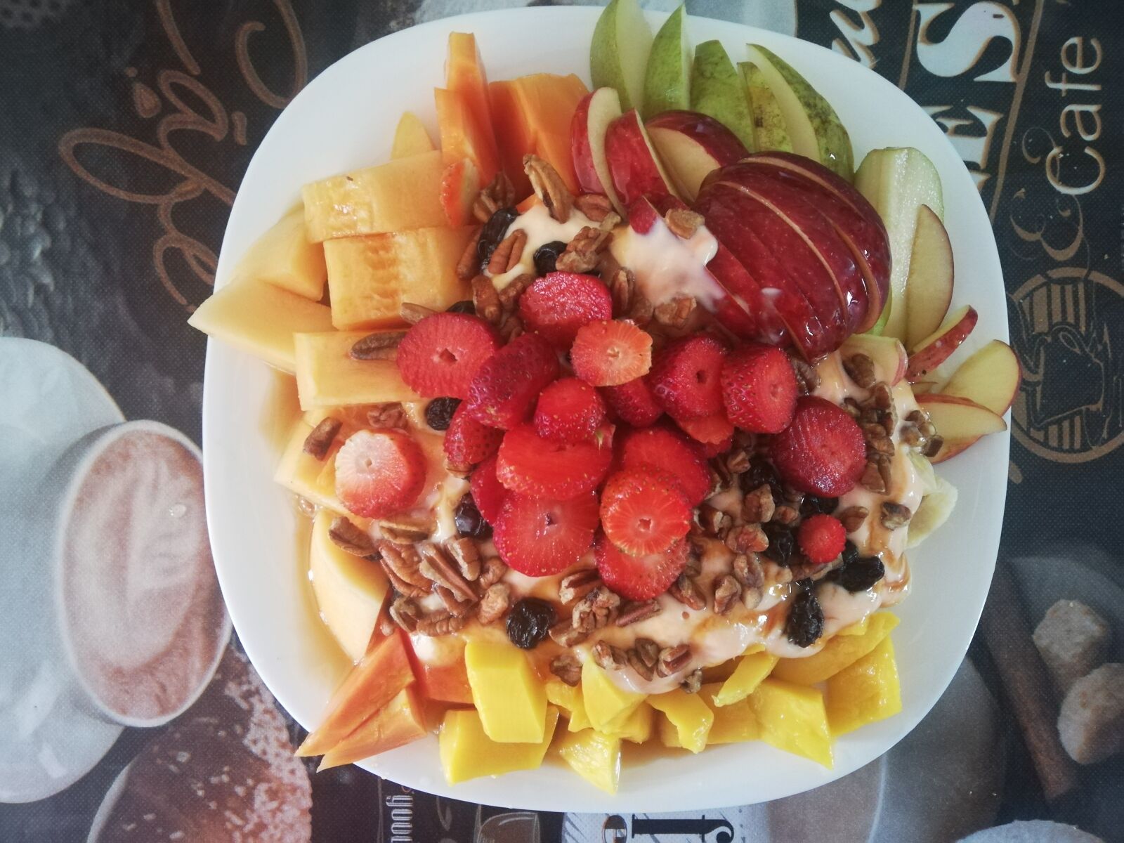 HUAWEI P20 lite sample photo. Fruit, salads, dishes photography