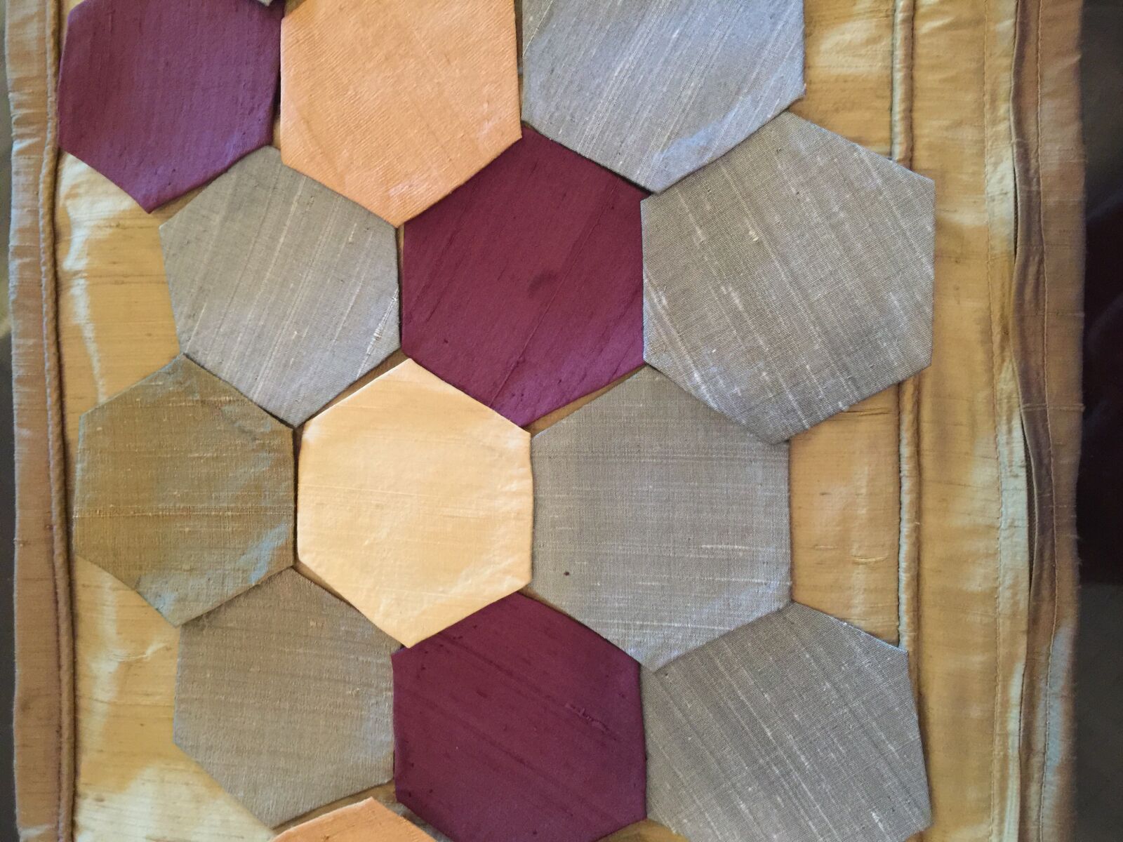 iPhone 6 Plus back camera 4.15mm f/2.2 sample photo. Patchwork, hand, piecing photography