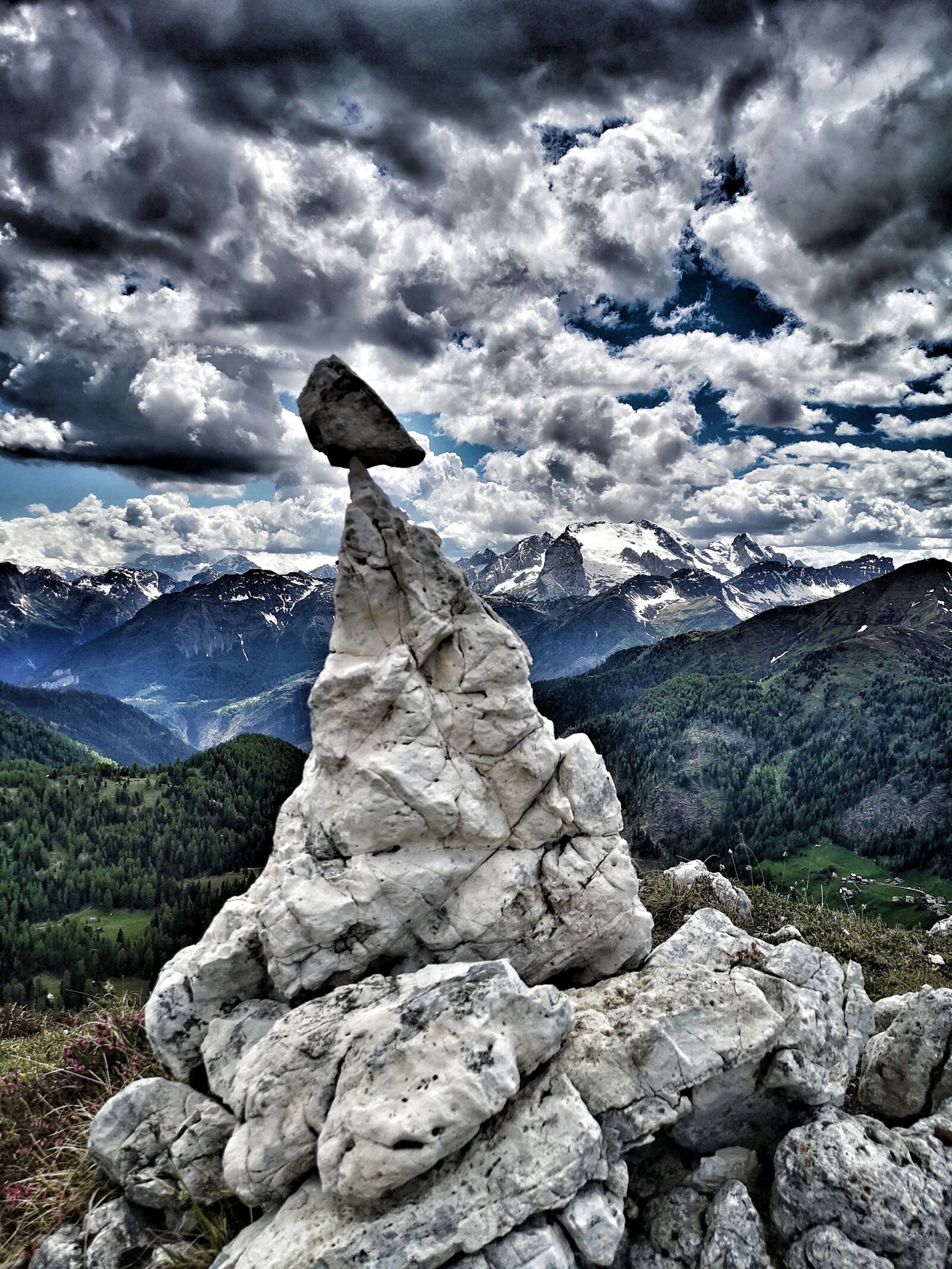 HUAWEI CLT-L09 sample photo. Mountain, stone, sassi photography