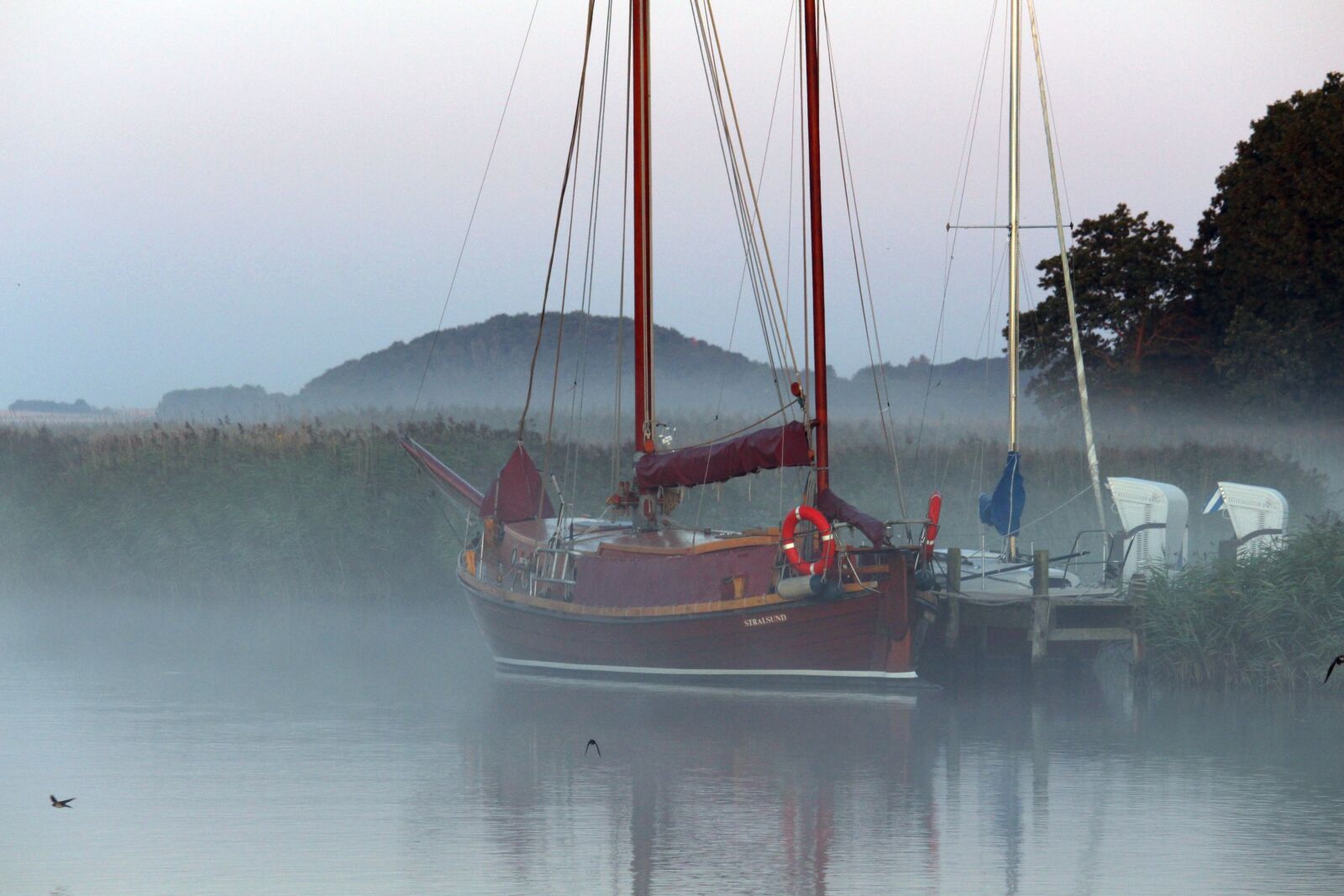 Canon EF-S 55-250mm F4-5.6 IS STM sample photo. Morning mist, fog, port photography