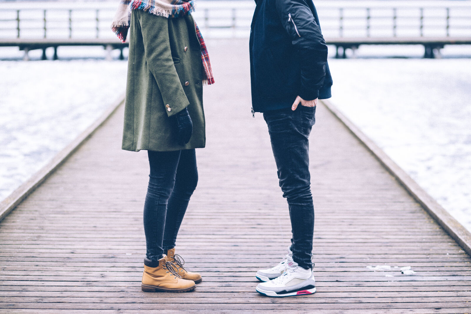 Canon EF 85mm F1.8 USM sample photo. Adult, couple, dock, fashion photography