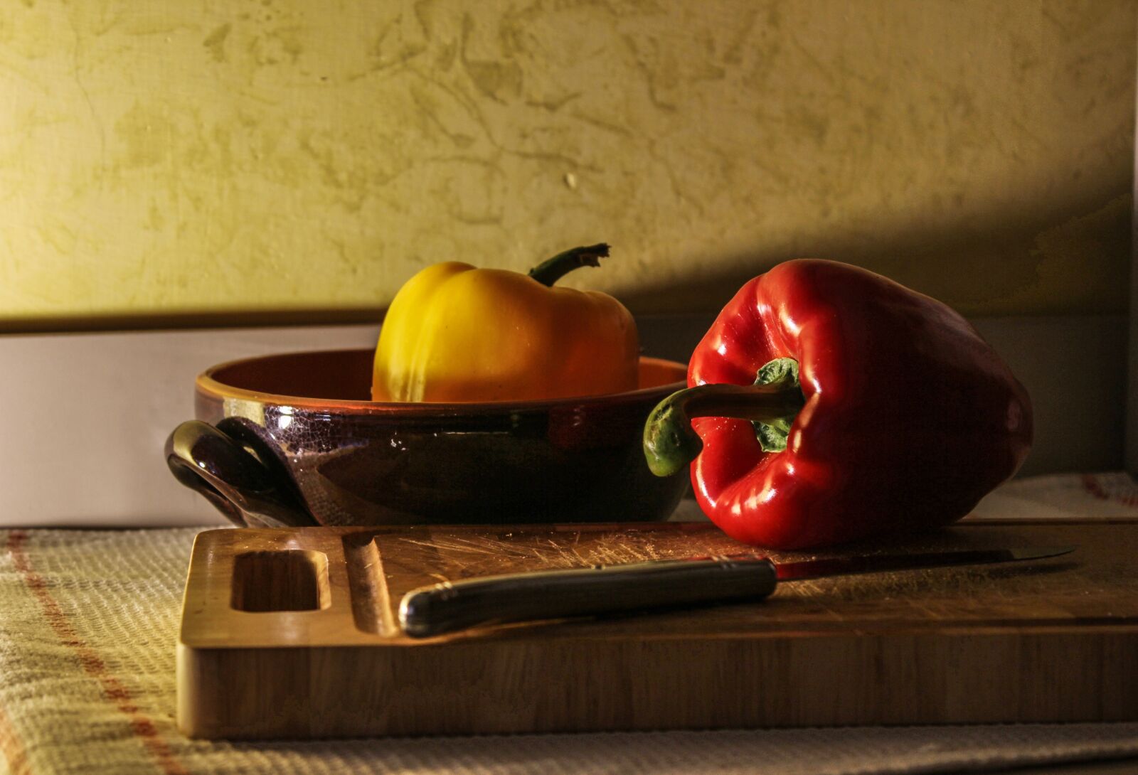 Canon EOS 550D (EOS Rebel T2i / EOS Kiss X4) sample photo. Peppers, vegetale, colorful photography