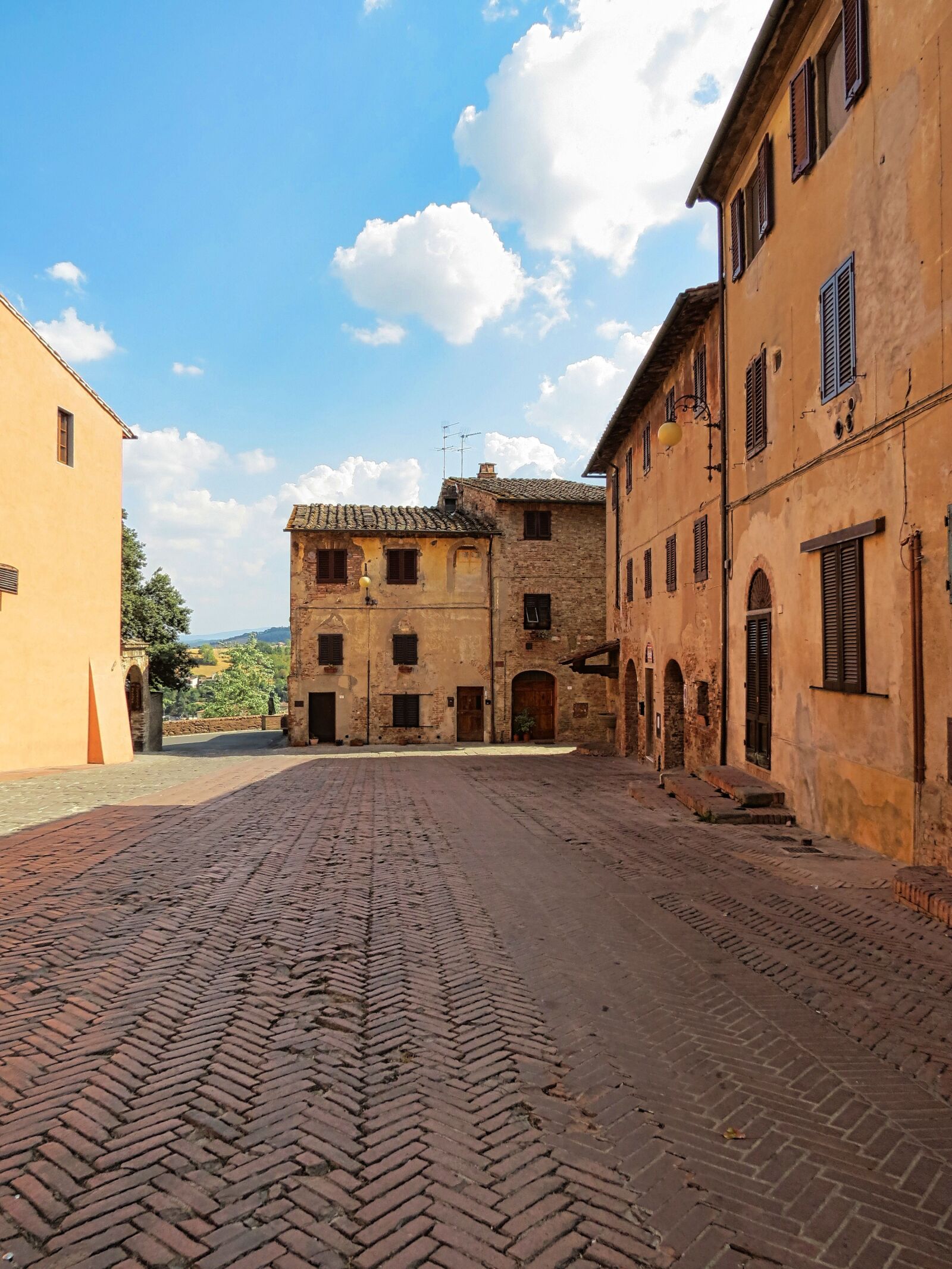 Canon PowerShot SX40 HS sample photo. Tourism, tuscany, certaldo photography