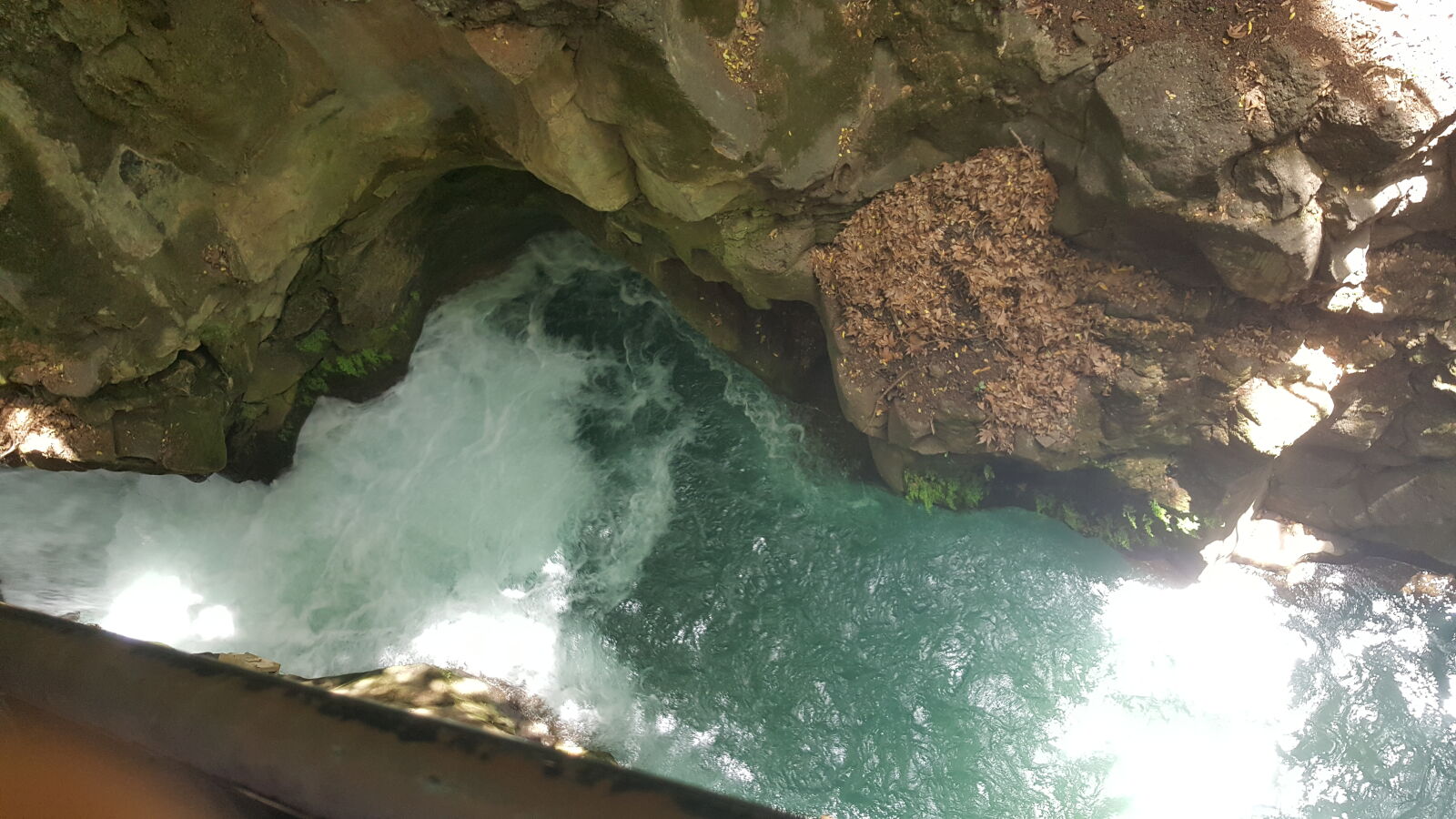 Samsung Galaxy Note5 sample photo. River photography