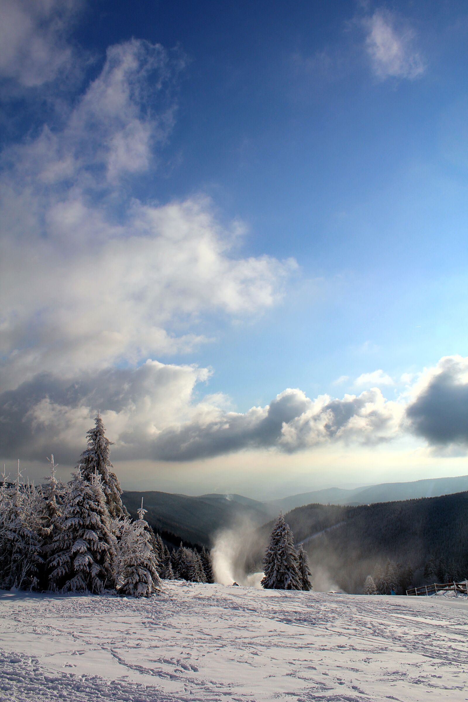 Canon EOS 1200D (EOS Rebel T5 / EOS Kiss X70 / EOS Hi) sample photo. Landscape, photography, of, snowy photography
