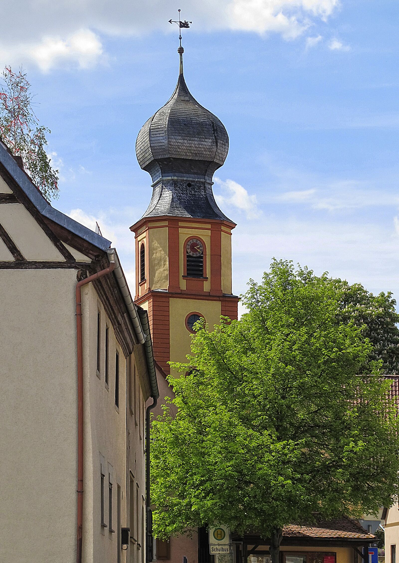 Canon PowerShot G12 sample photo. Steeple, onion dome, village photography