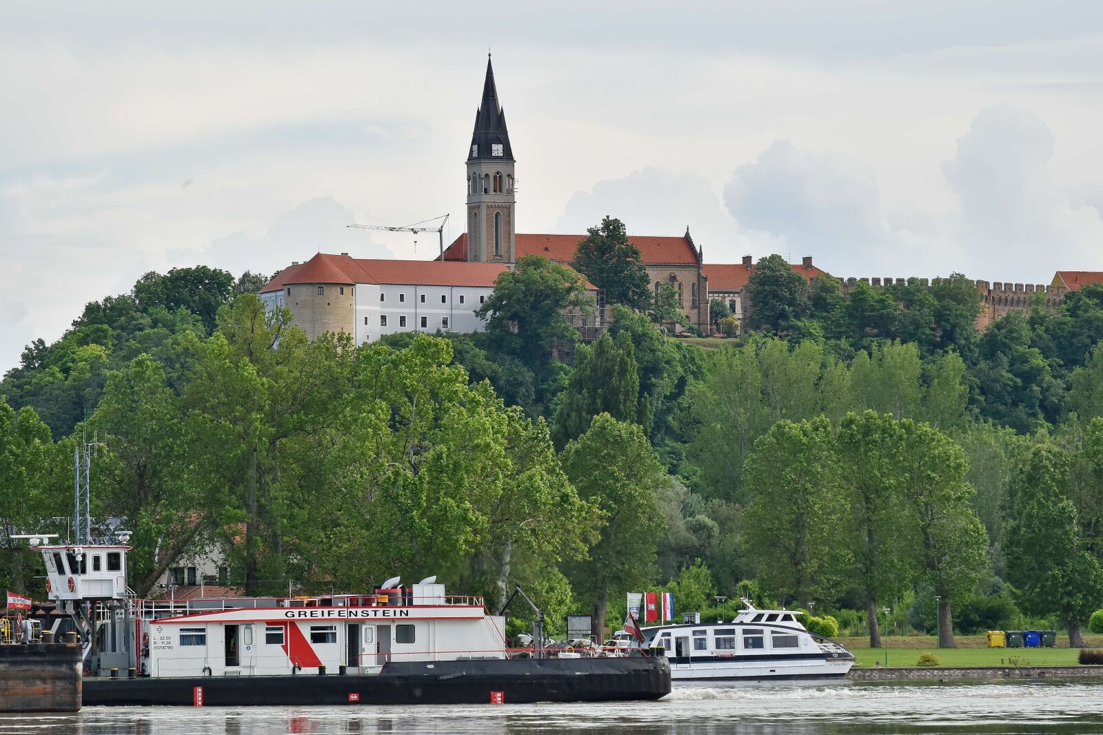 Nikon D5500 sample photo. Castle, church tower, croatia photography