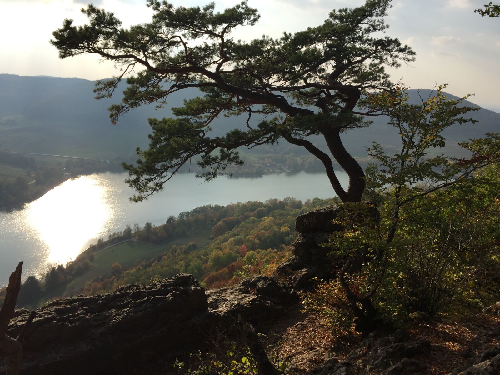iPhone 6 back camera 4.15mm f/2.2 sample photo. Lake, water, nature photography