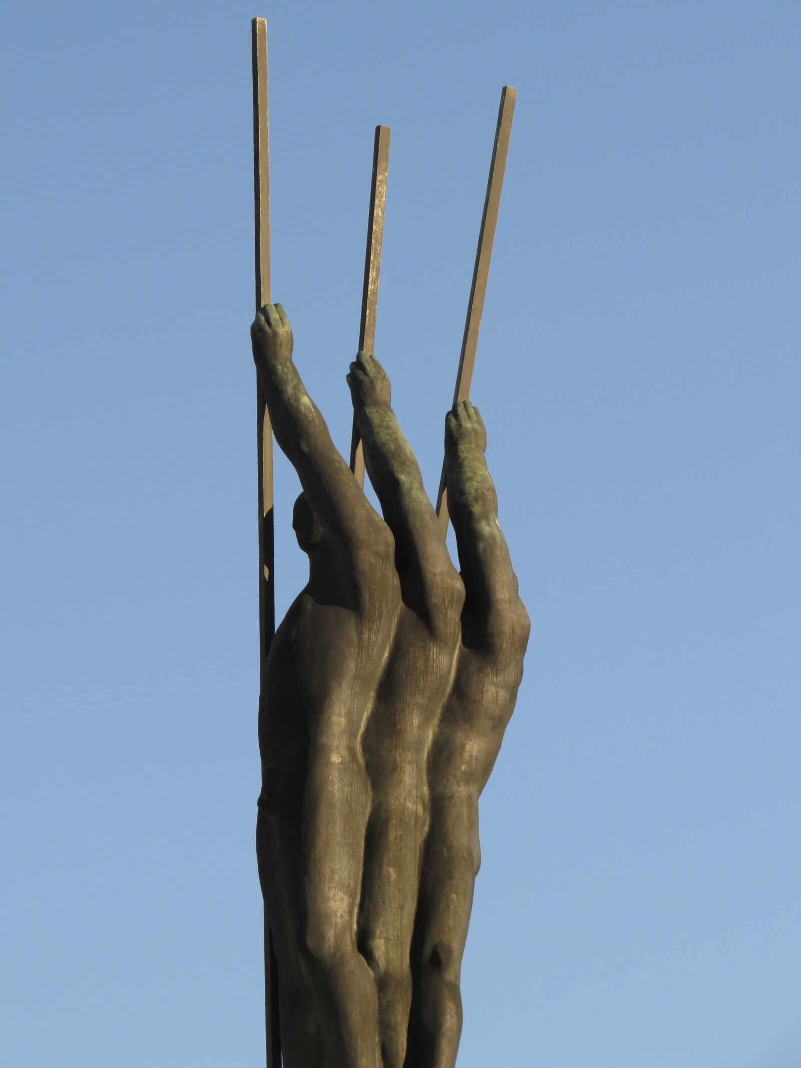 Canon PowerShot SX50 HS sample photo. Monument, bronze, statue photography