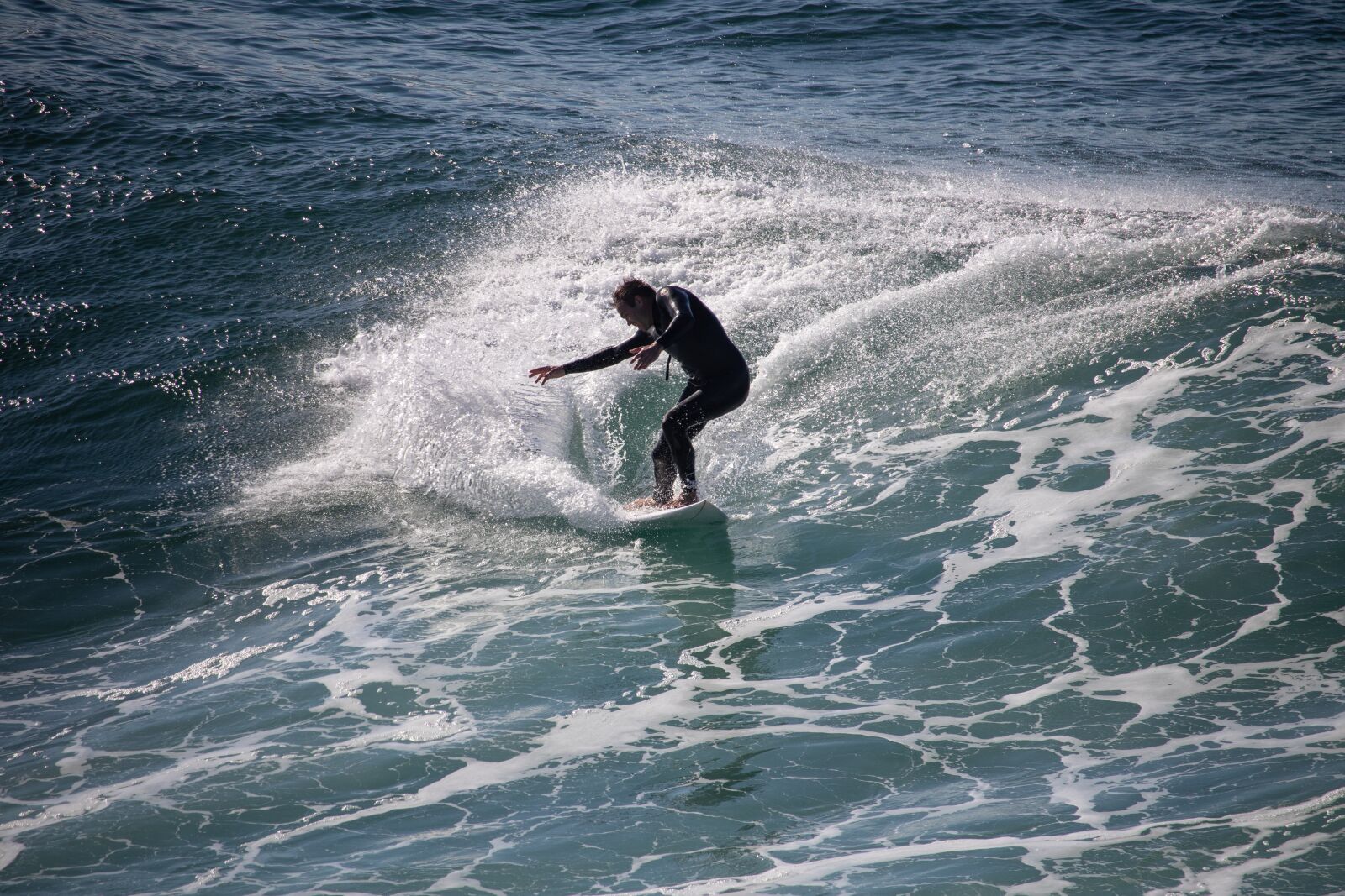 Canon EOS 200D (EOS Rebel SL2 / EOS Kiss X9) sample photo. Surfer, man, surfing photography