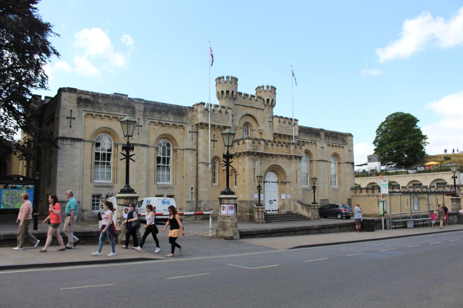 Canon EOS 700D (EOS Rebel T5i / EOS Kiss X7i) sample photo. Castle, oxford, london photography