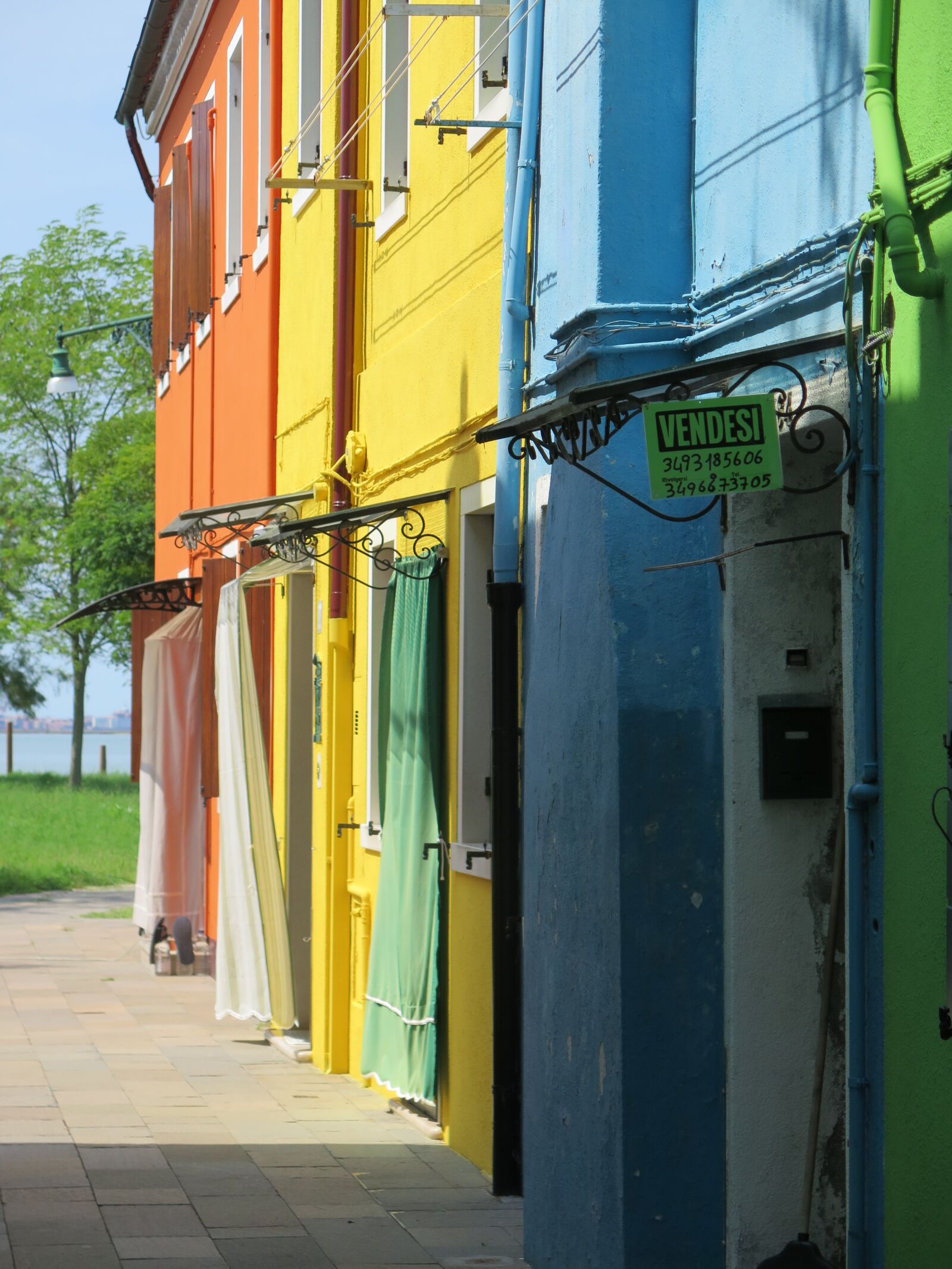 Canon PowerShot G16 sample photo. Burano, houses, colorful photography