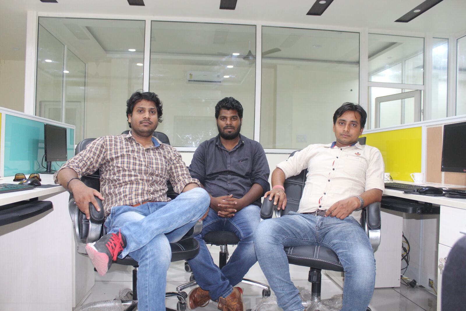 Canon EOS 700D (EOS Rebel T5i / EOS Kiss X7i) sample photo. Corporate, scientech, team, webriti photography