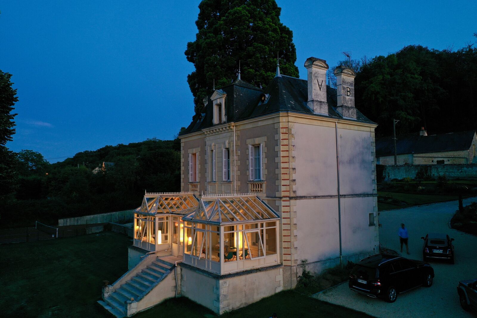 Hasselblad L1D-20c sample photo. House, night, dark photography