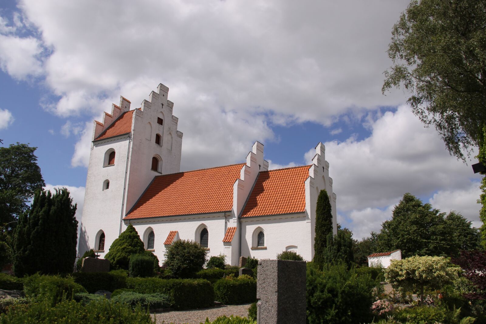 Canon EOS 50D sample photo. Church, religion, danish photography