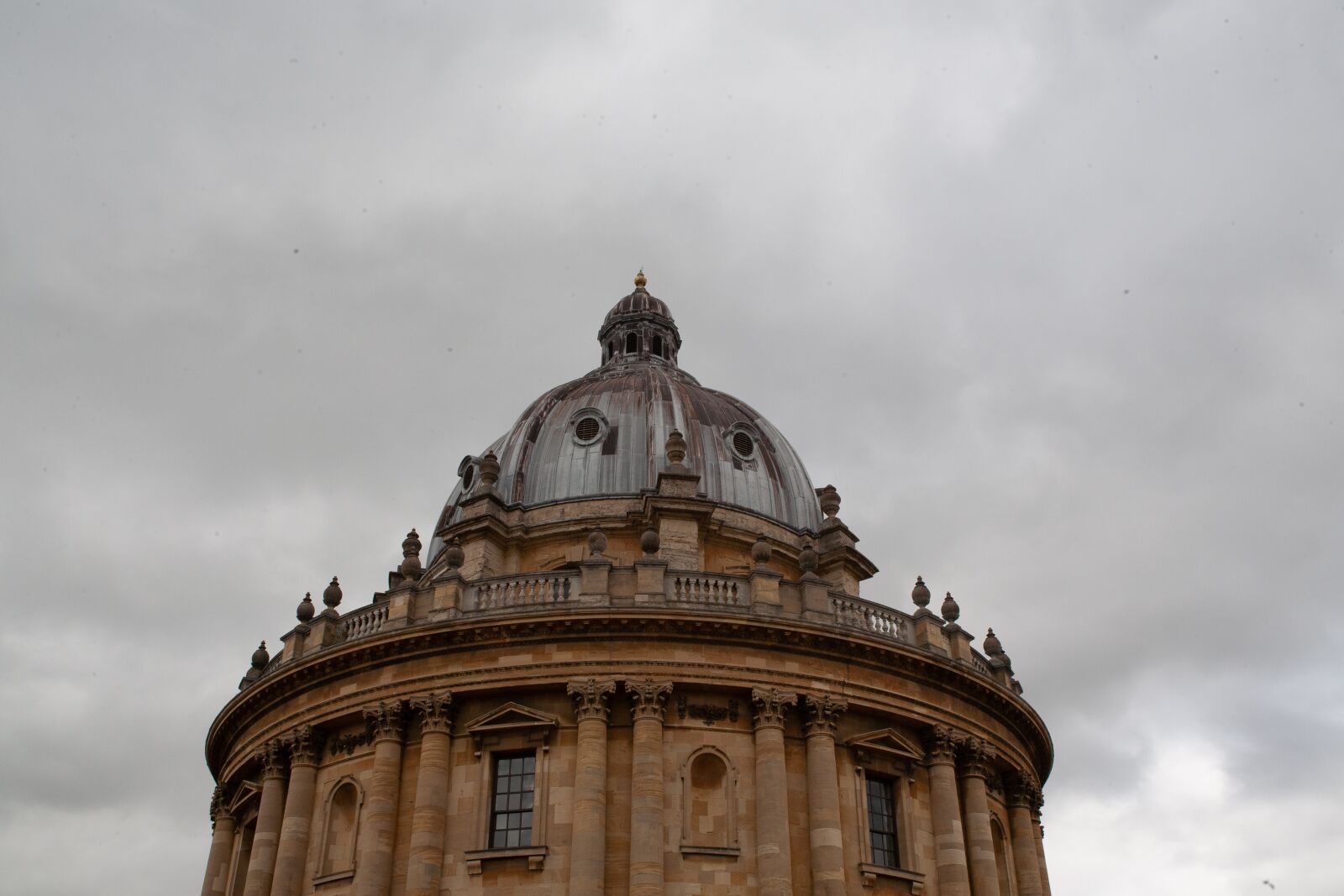Canon EOS 5D sample photo. Radcliffe camera, oxford, architecture photography