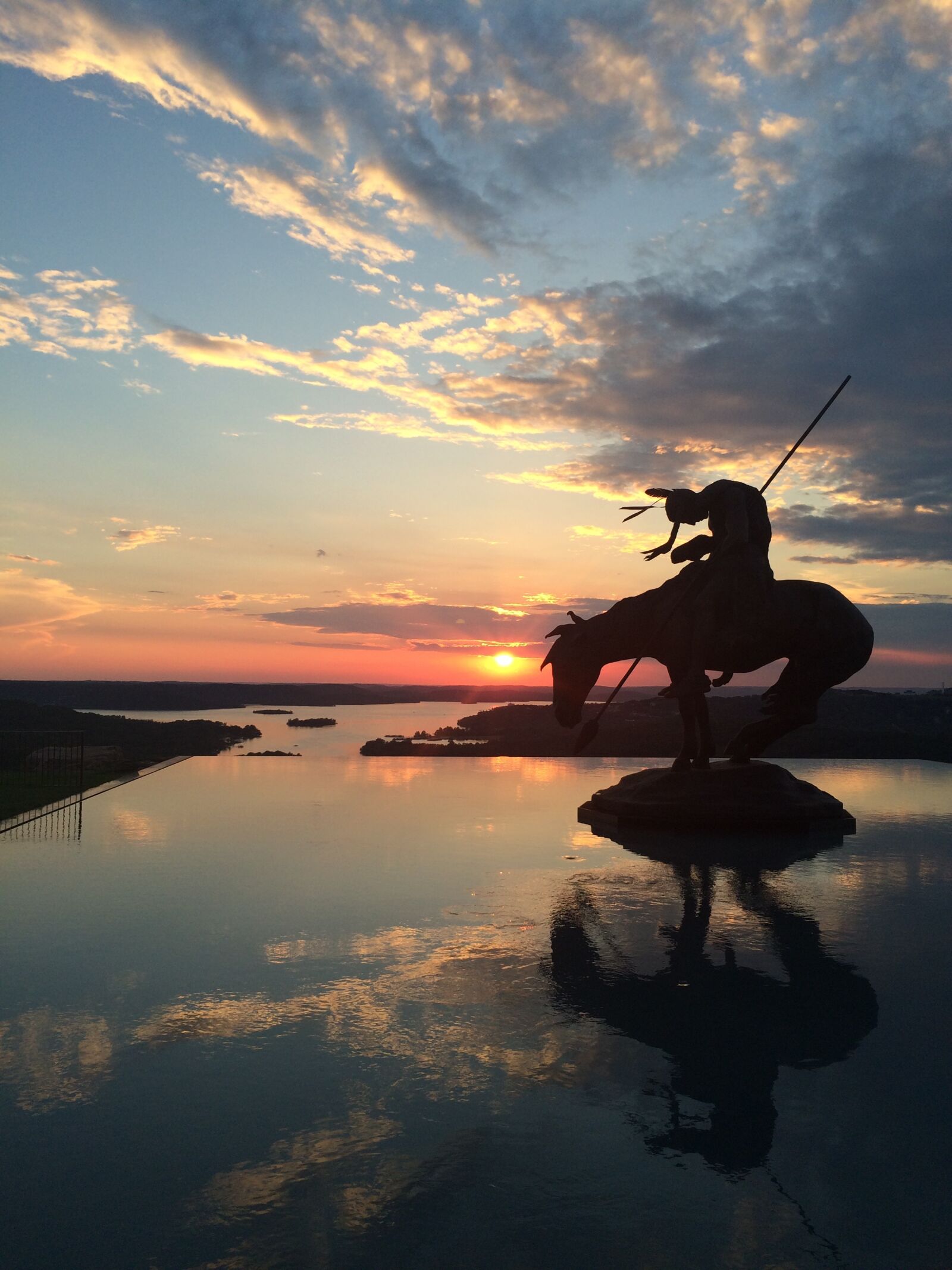 iPhone 5s back camera 4.15mm f/2.2 sample photo. Sunset, lake, water photography
