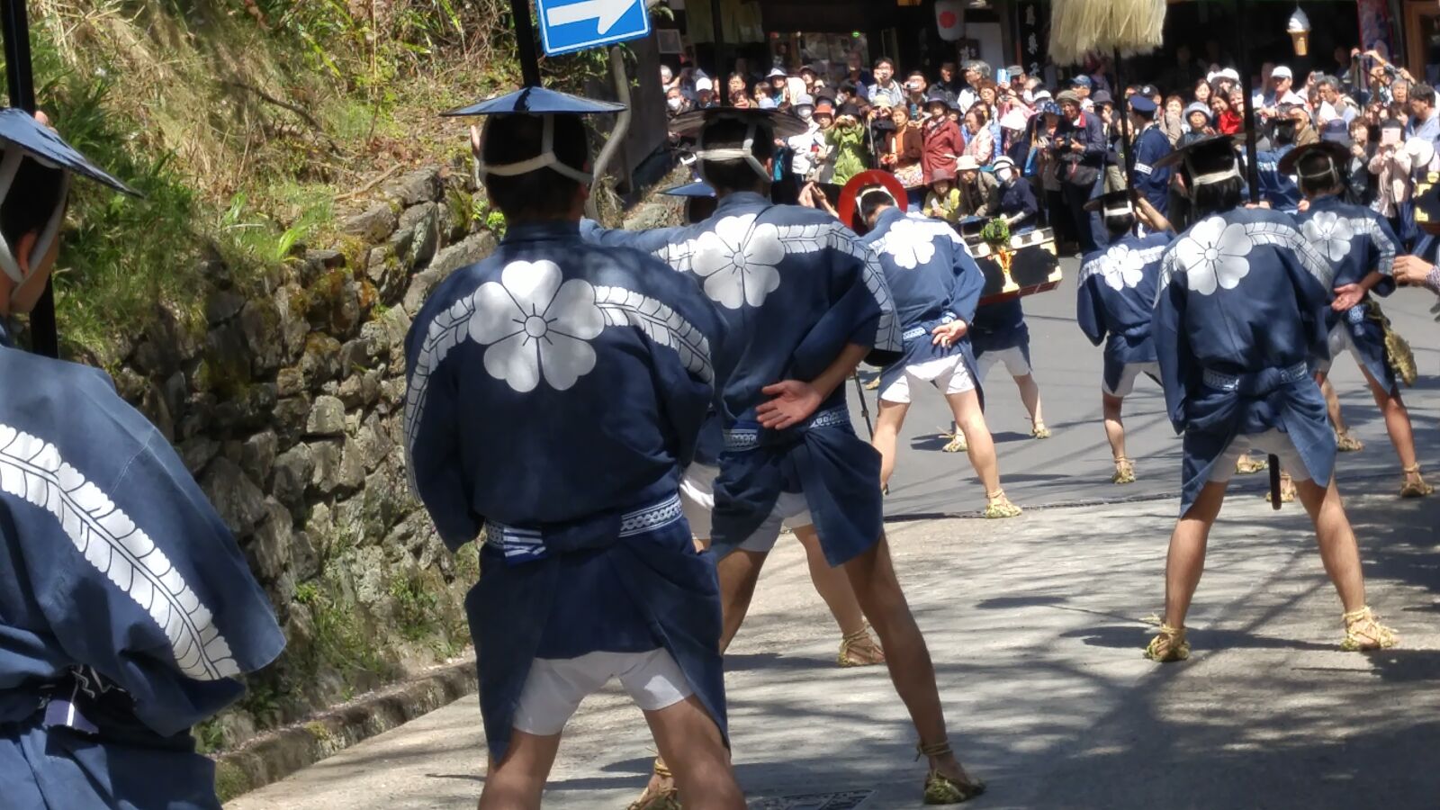 LG G4 sample photo. Yoshinoyama, parade, spiritual photography