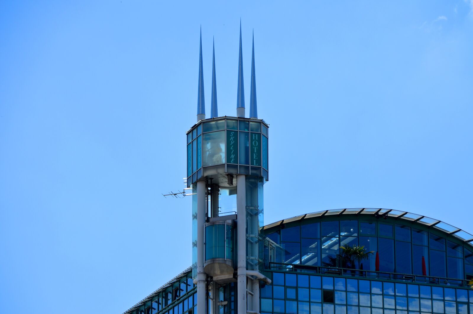 Nikon D3200 sample photo. Skyscraper, elevator, city photography