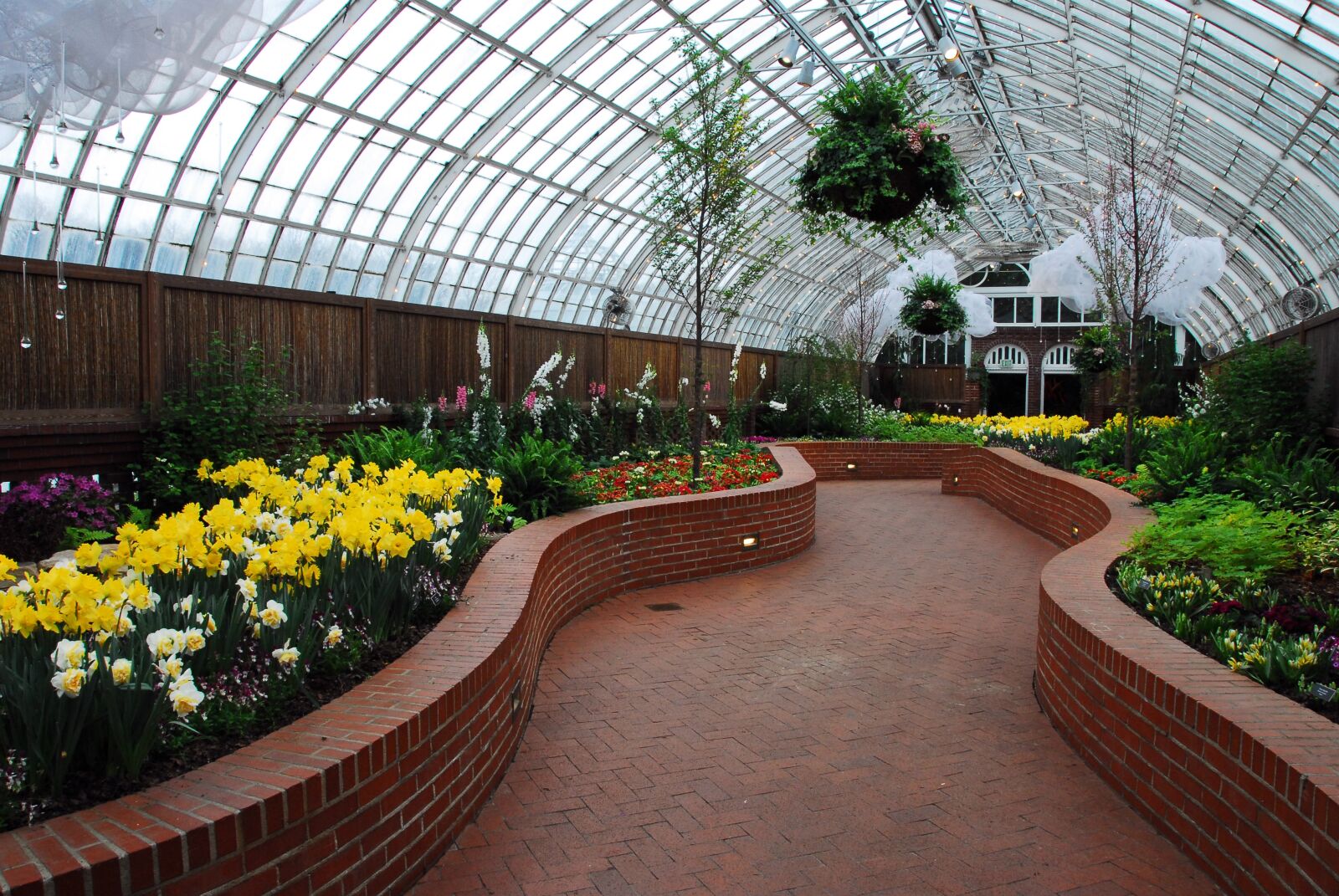 Nikon D200 sample photo. Phillips conservatory, pittsburg, path photography