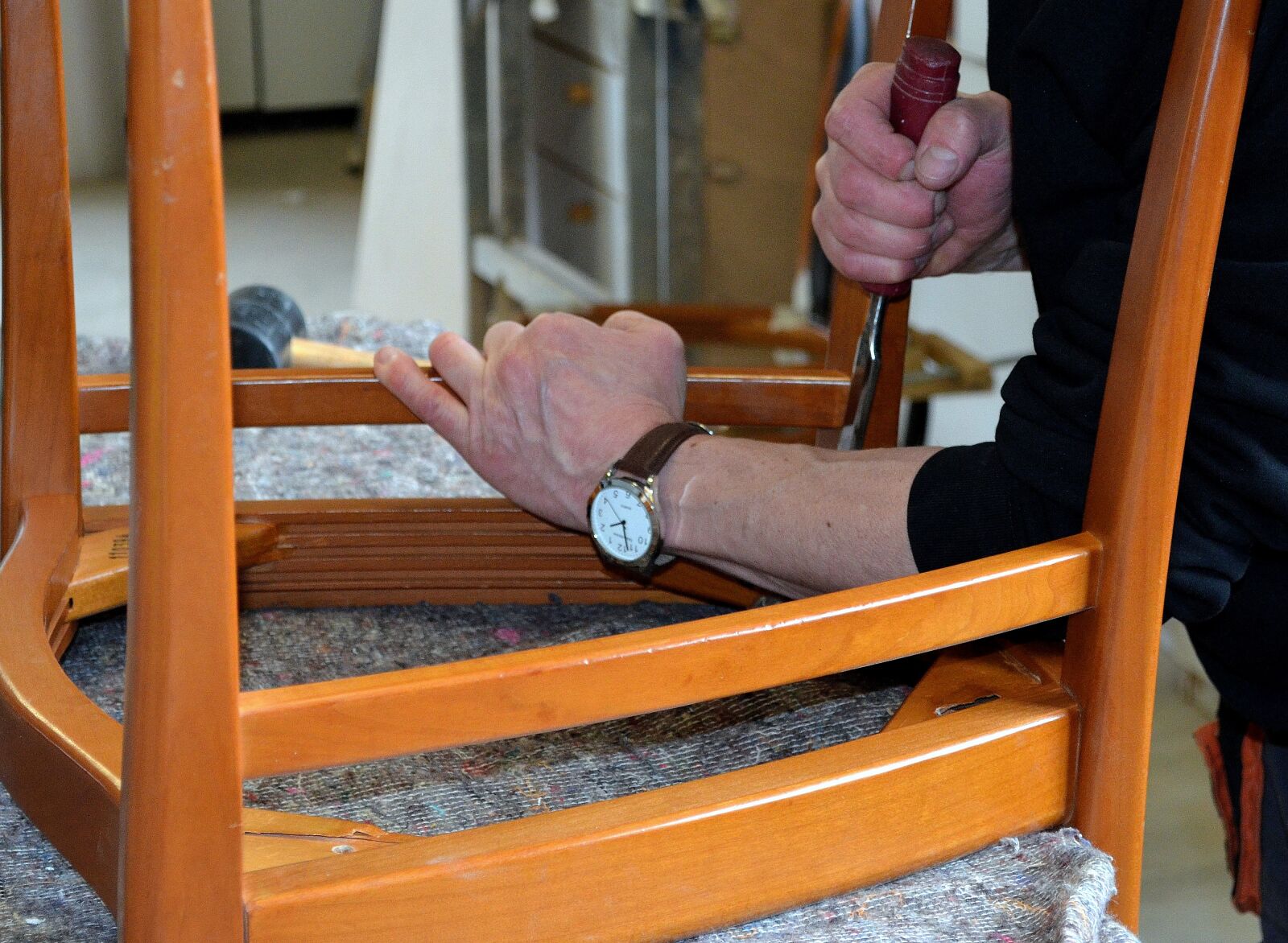 Nikon D5100 sample photo. Carpenter, schreiner, craft photography
