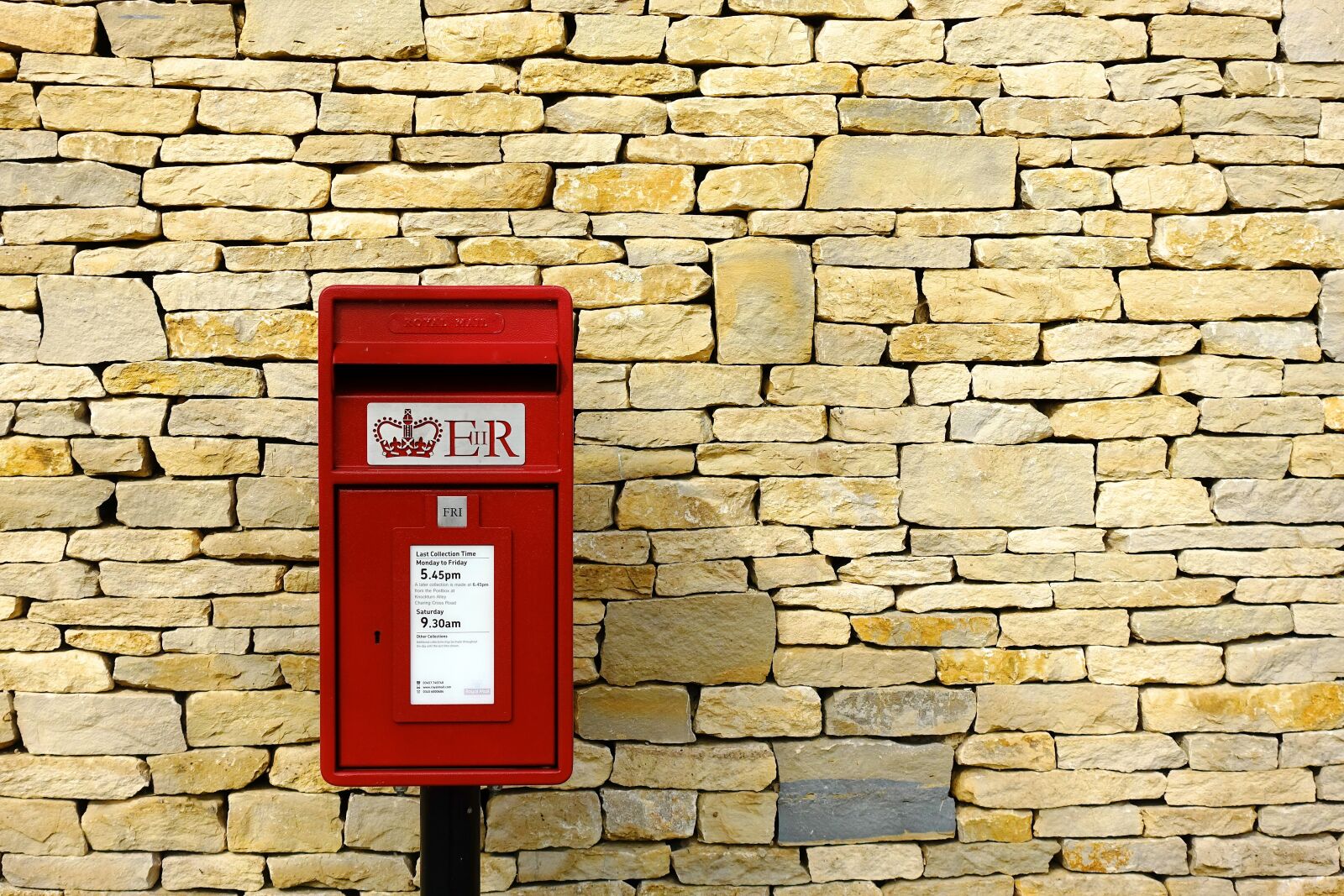 Sony DSC-RX100M5 sample photo. Post-box, post, mail photography