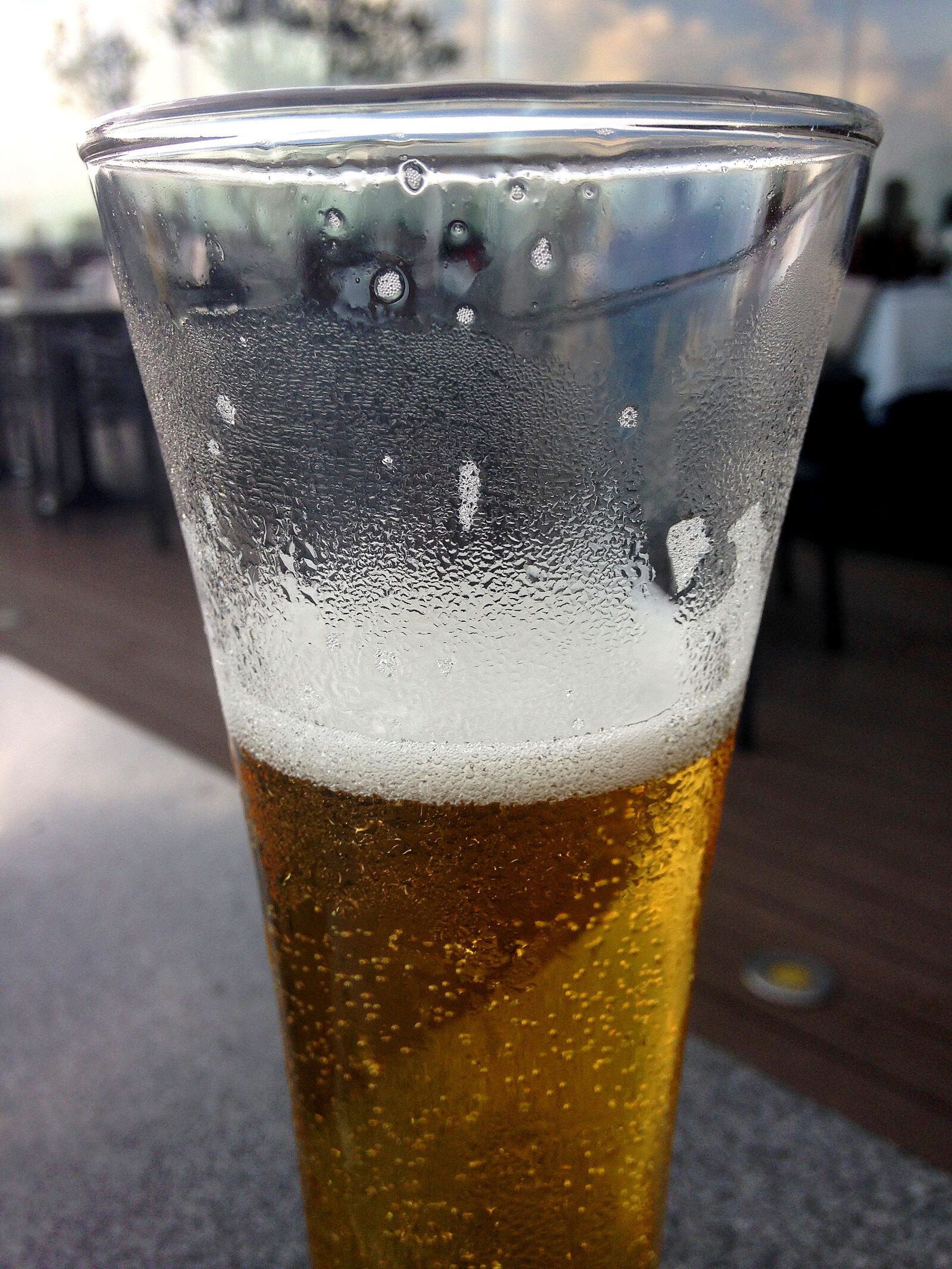 iPhone 5c back camera 4.12mm f/2.4 sample photo. Beer, drinking, glass photography