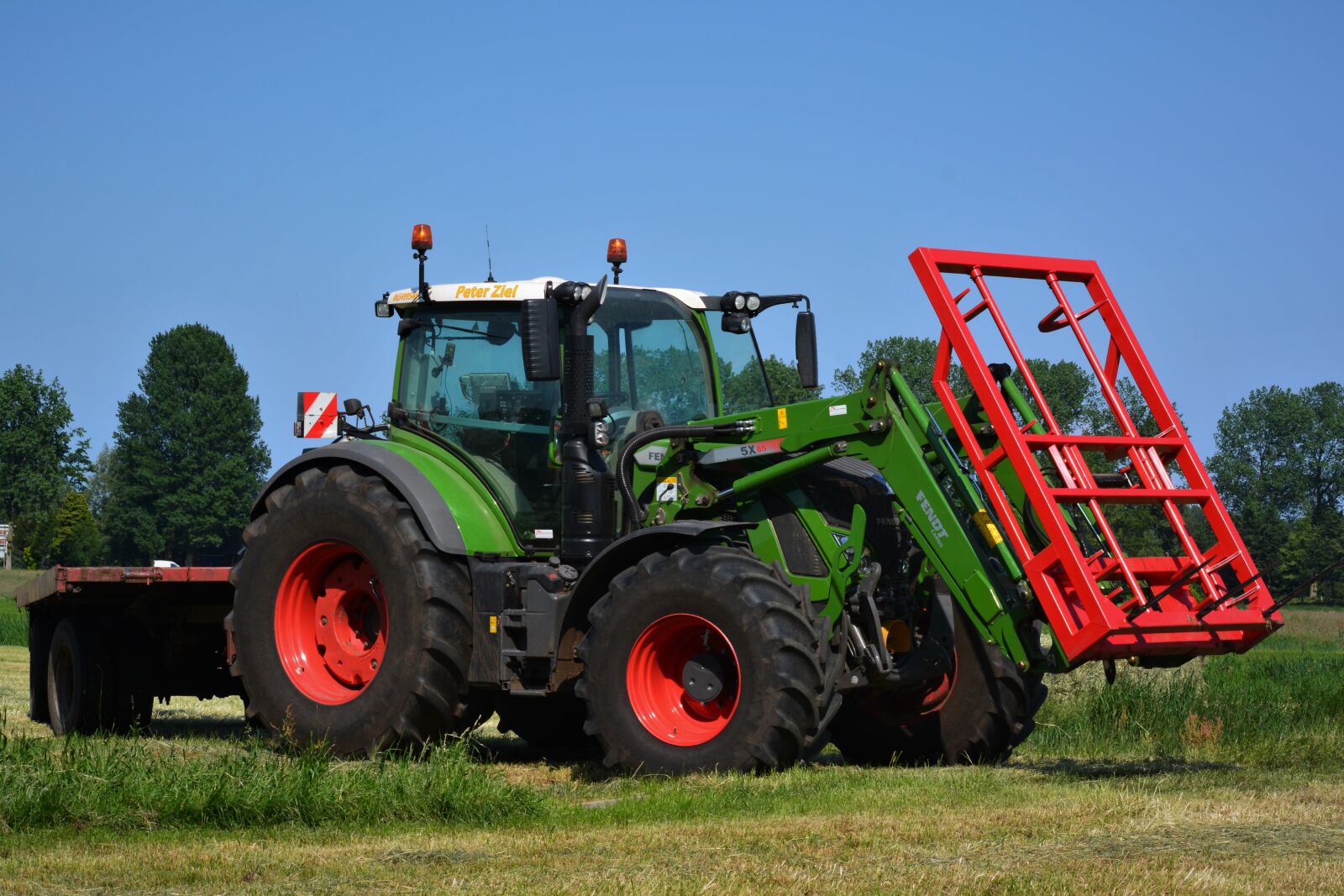 Nikon D5200 sample photo. Contract work, landscape, tractor photography