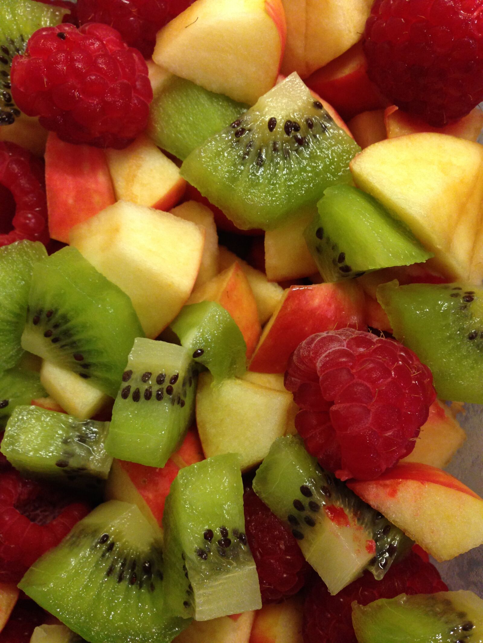 iPhone 5 back camera 4.12mm f/2.4 sample photo. Fruit, fruit salad, fruits photography