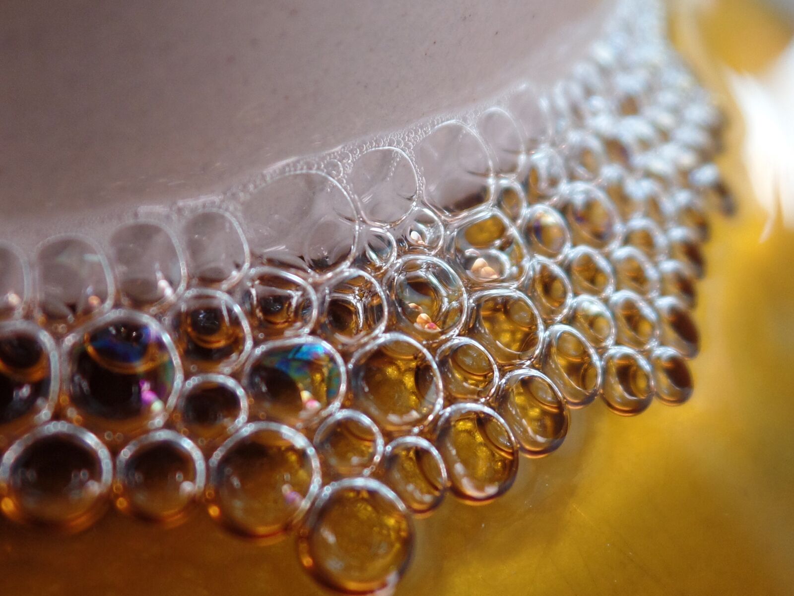 Samsung WB350F/WB351F/WB352F sample photo. Bubbles, details, macro photography