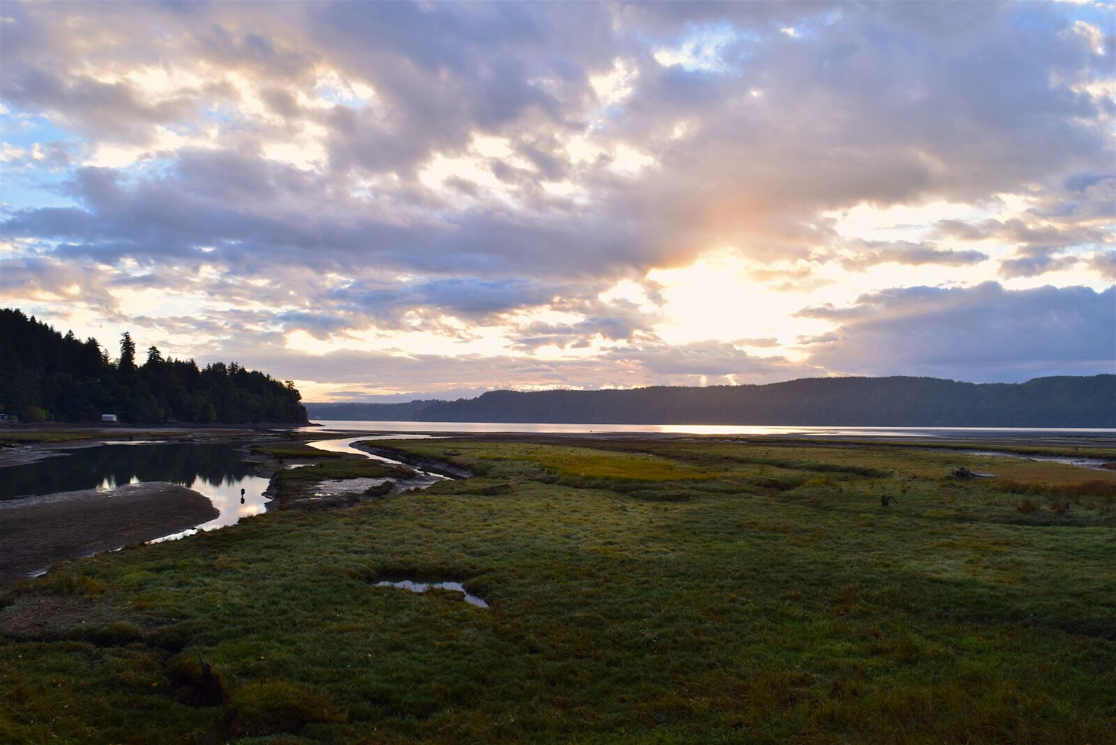 Nikon D3300 sample photo. Landscape, sunrise, panoramic photography