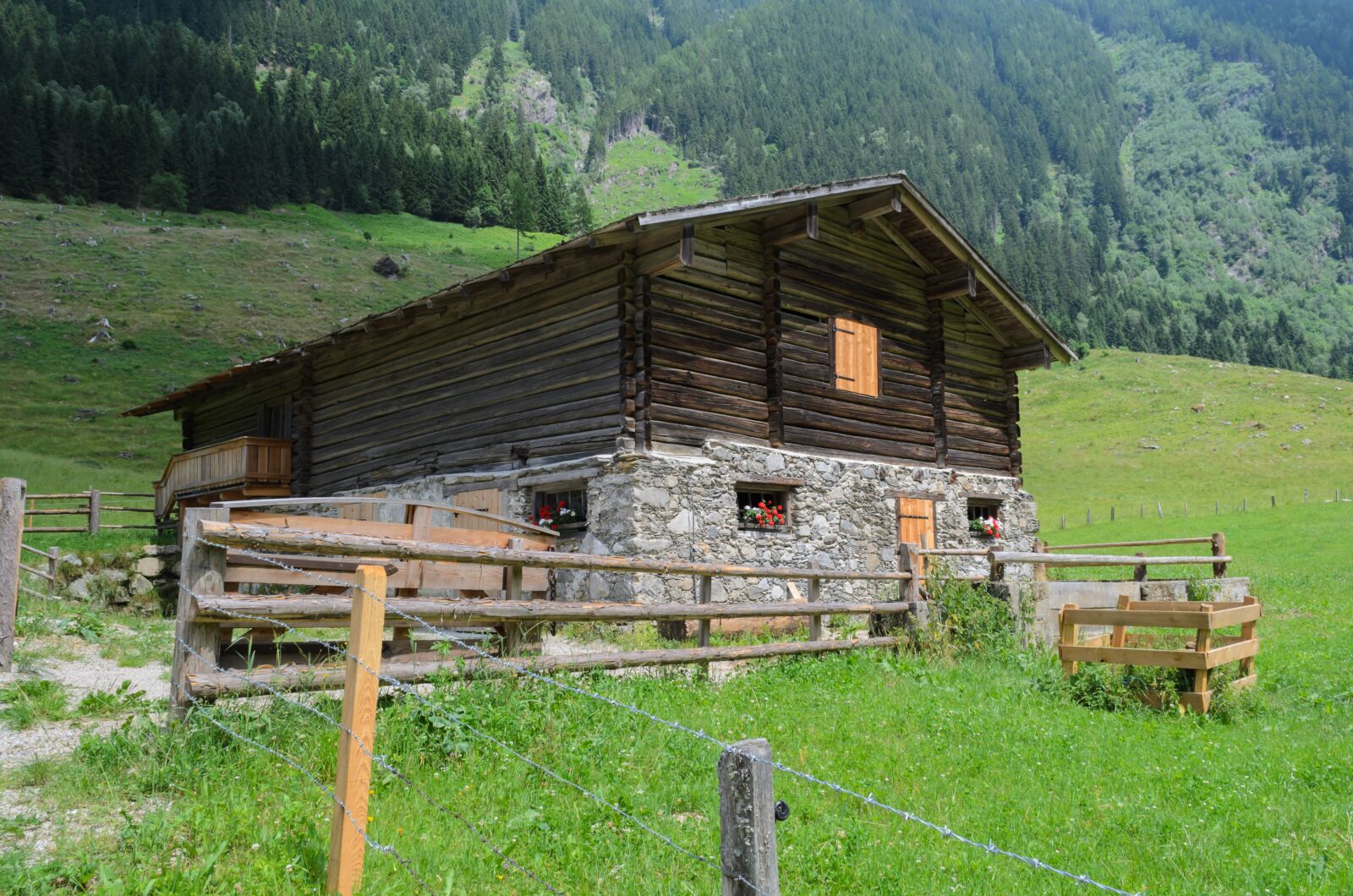 Nikon D5100 sample photo. House, schladming, landscape photography