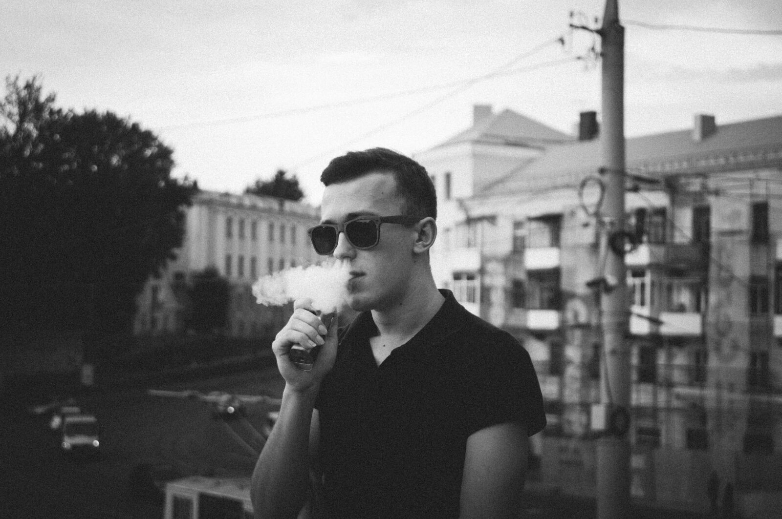 Nikon D90 sample photo. Guy, smoke, young photography