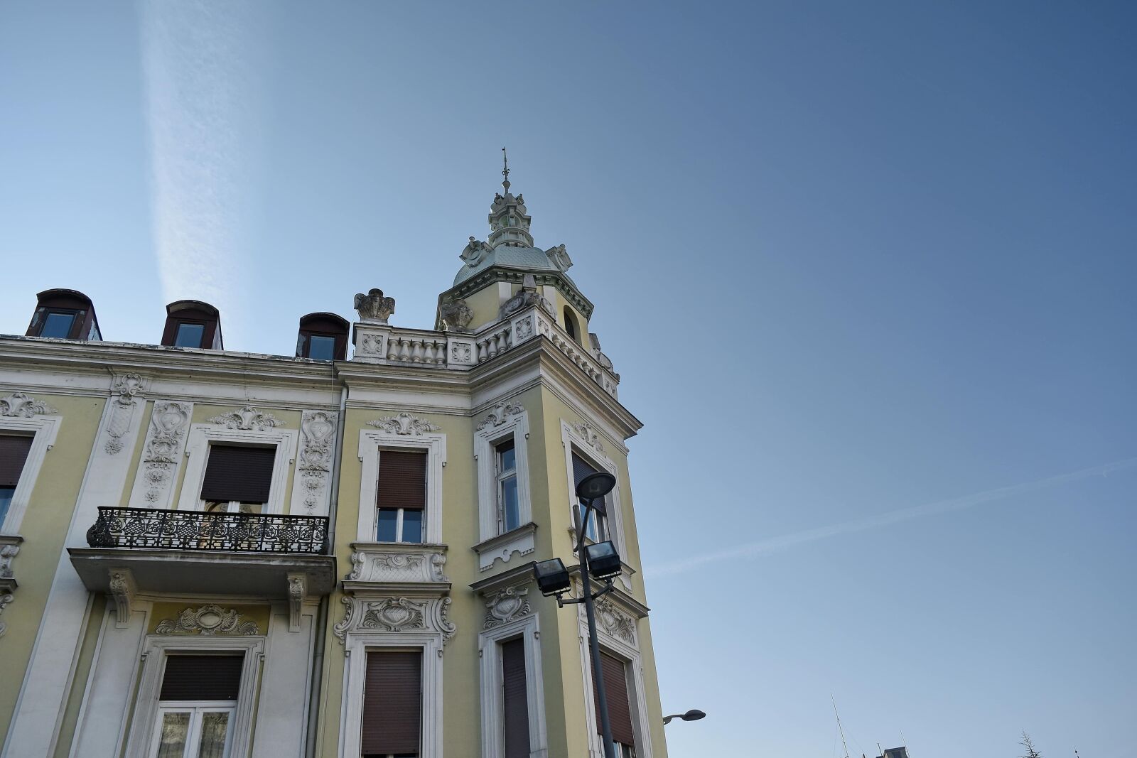 Nikon D5500 sample photo. Building, facade, architecture, palace photography