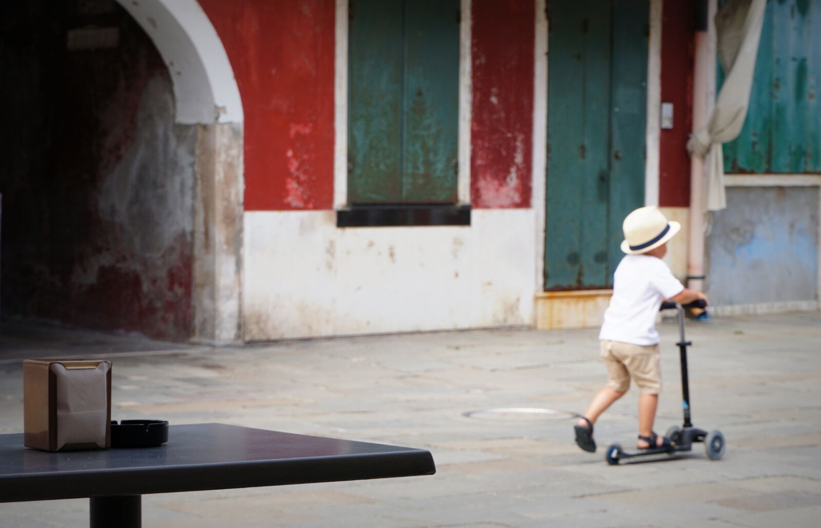 Sony a6000 sample photo. Child, roller, toys photography