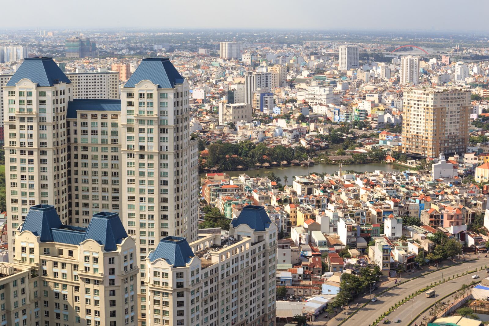 Canon EF 70-200mm F2.8L USM sample photo. The city, ho chi photography