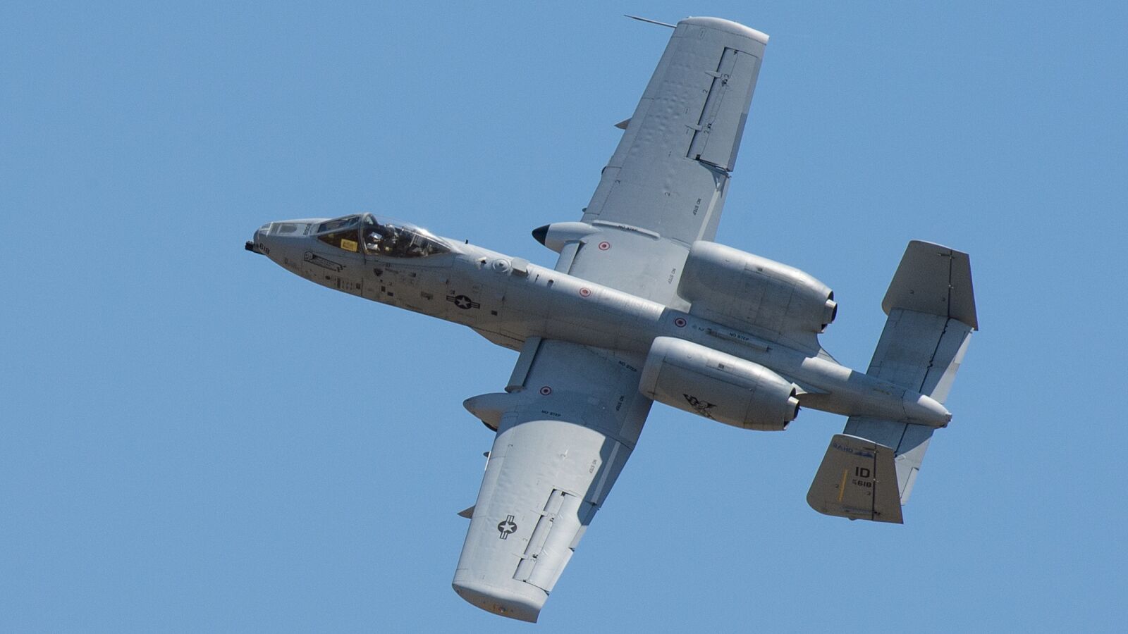 Nikon D4S sample photo. A-10 thunderbolt ii, 190th photography