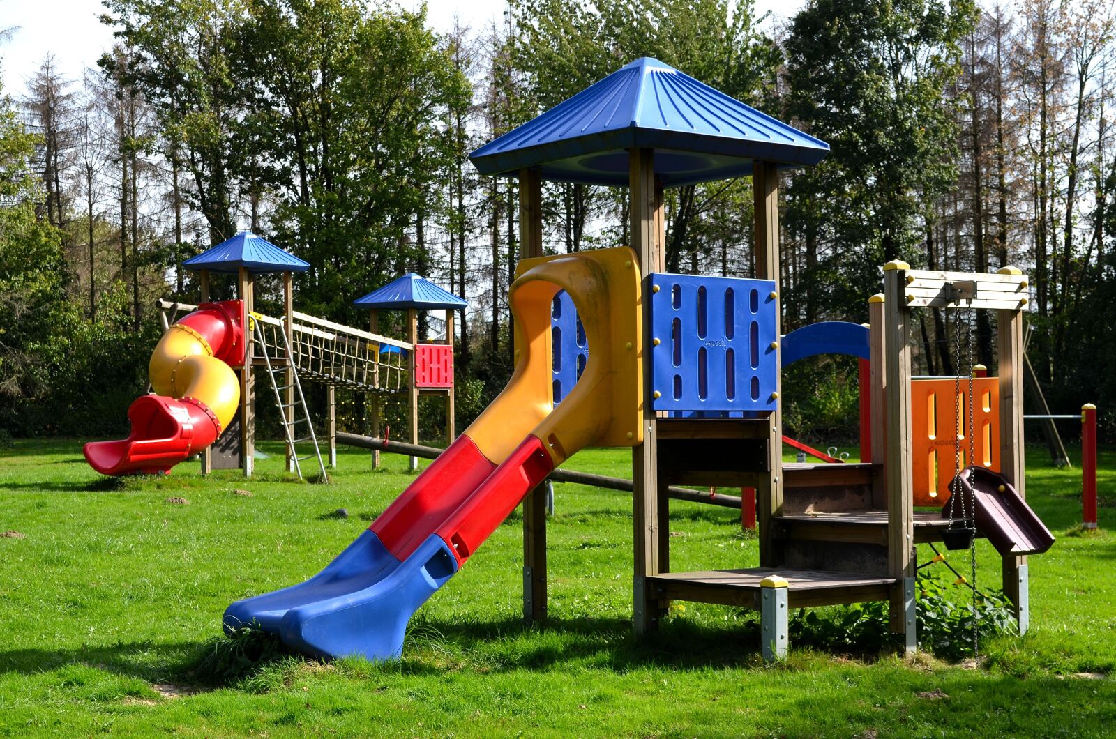 Nikon D5100 sample photo. Playground, climb, children's playground photography