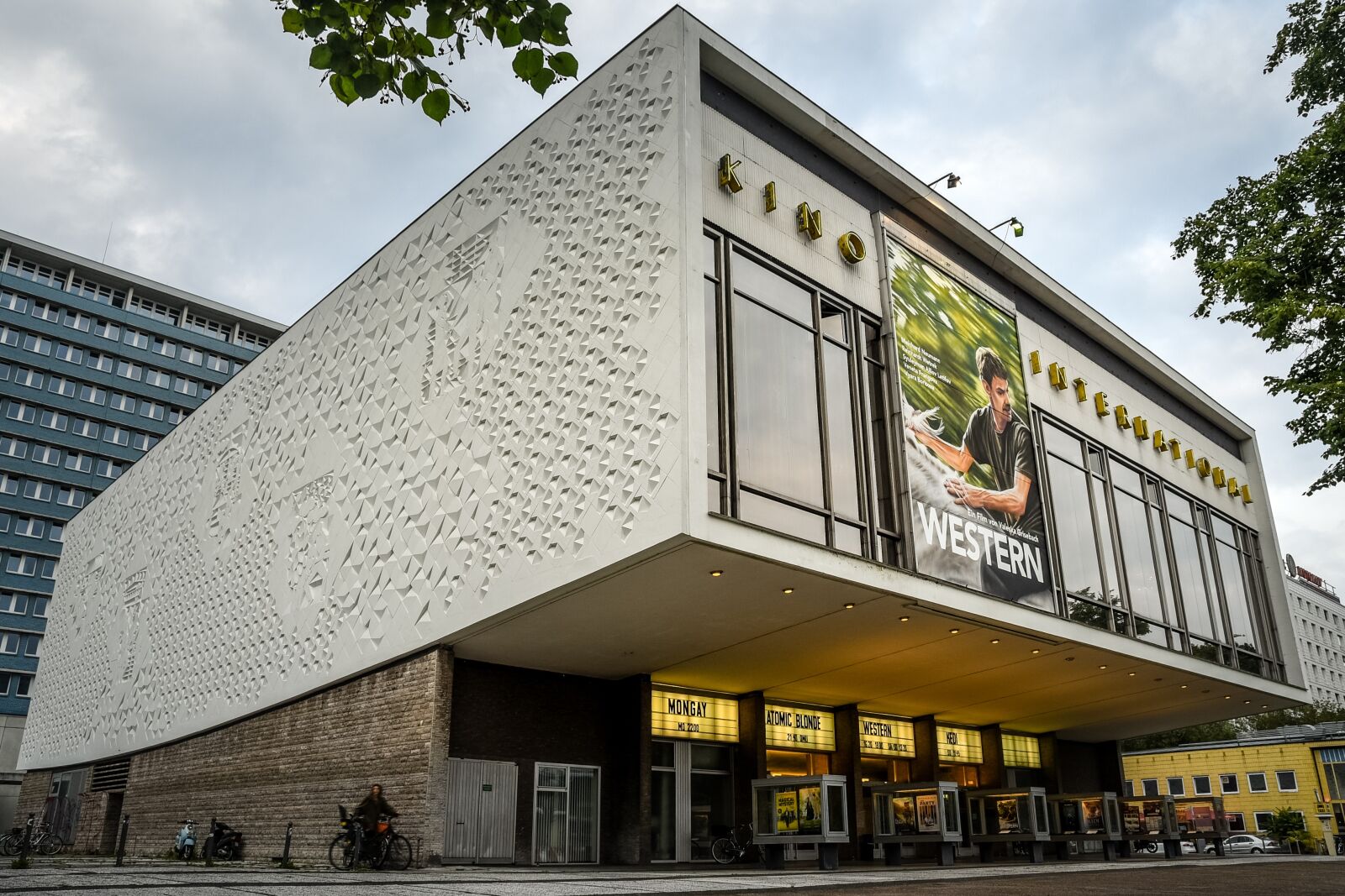 Nikon D750 sample photo. Germany, gdr architecture, facade photography