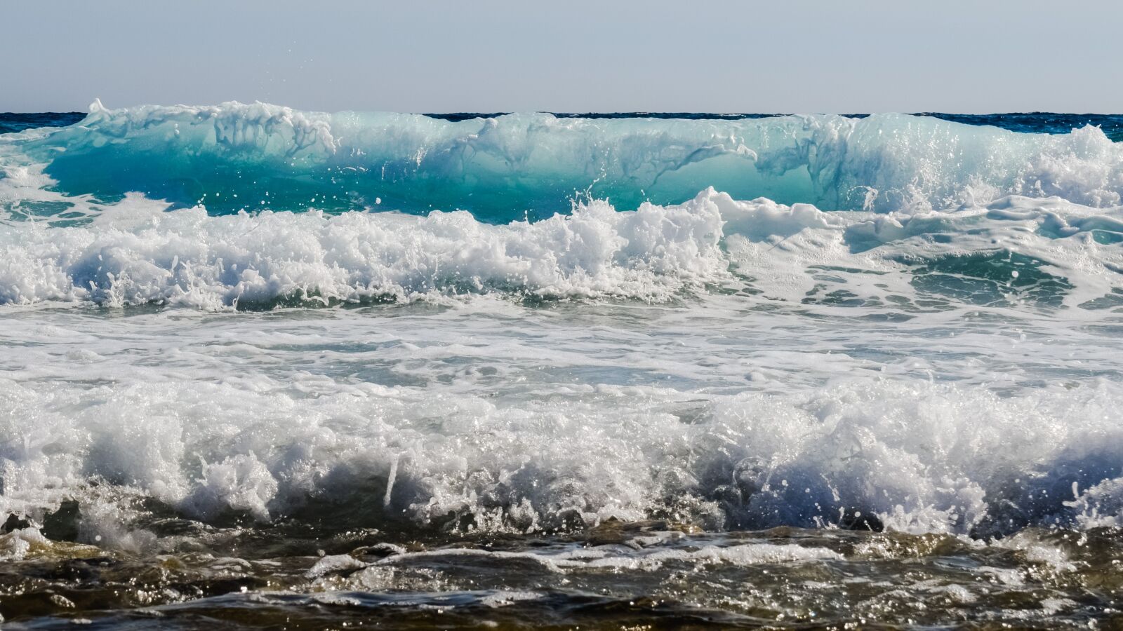 Nikon D3300 sample photo. Wave, smashing, foam photography