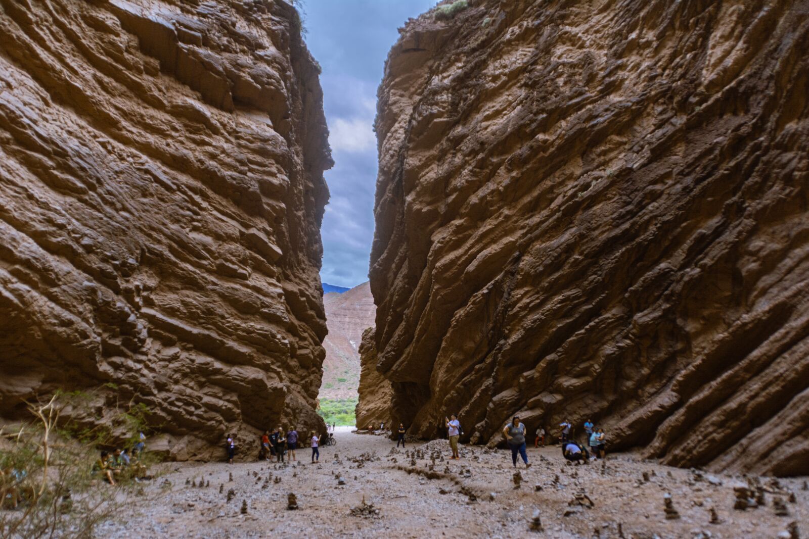 Tamron AF 18-200mm F3.5-6.3 XR Di II LD Aspherical (IF) Macro sample photo. Amphitheater, rock, landscape photography