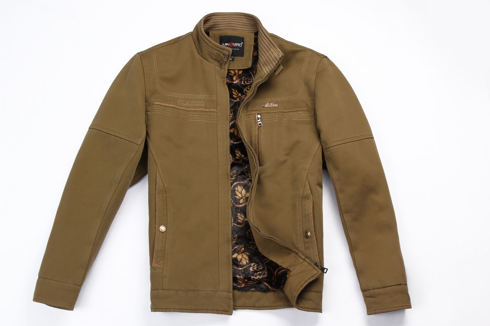 Canon EOS 60D + Canon EF 24-105mm F4L IS USM sample photo. Khaki, jacket, positive photography