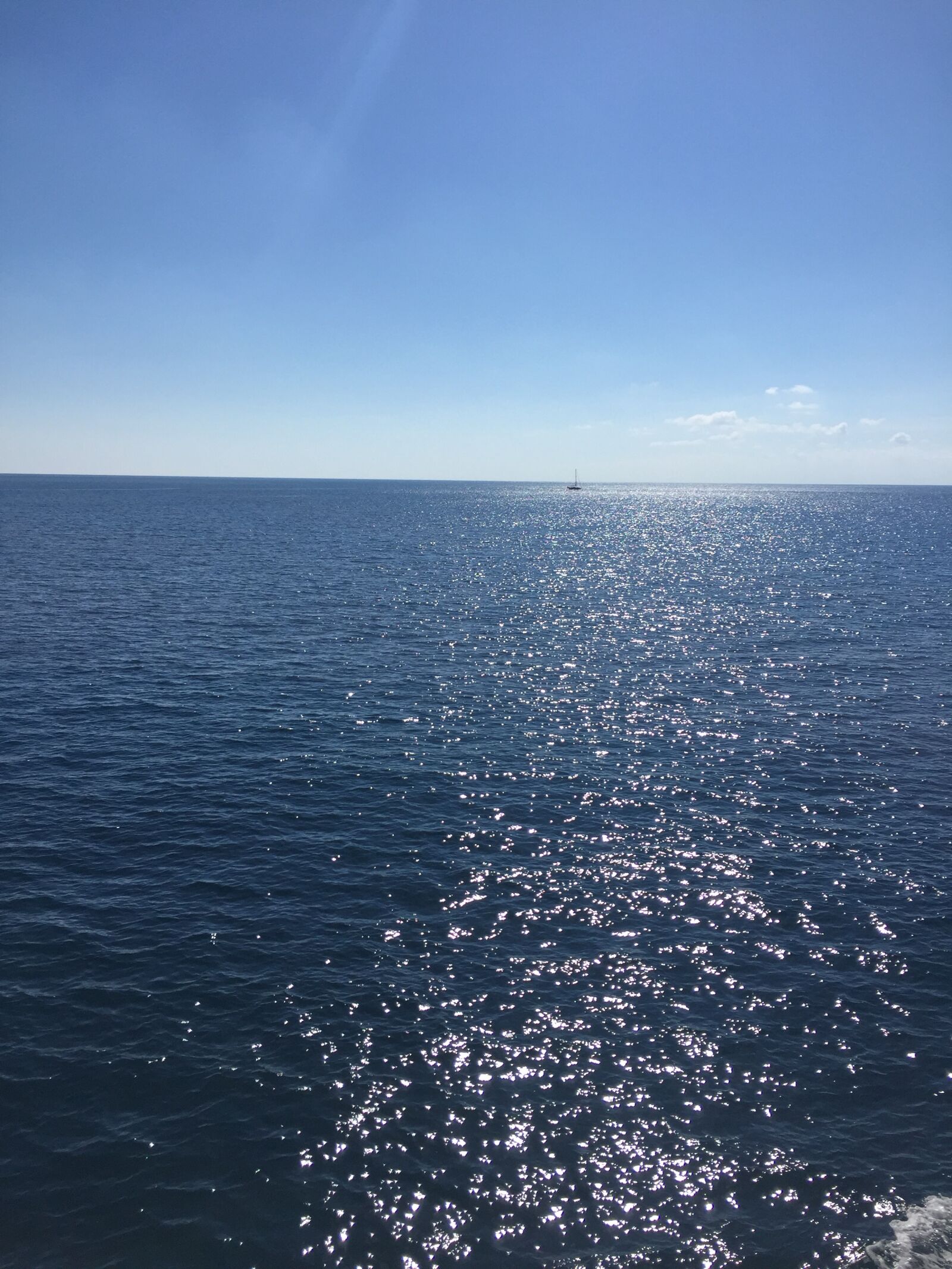 Apple iPhone 6 sample photo. Ocean, sea, blue skies photography