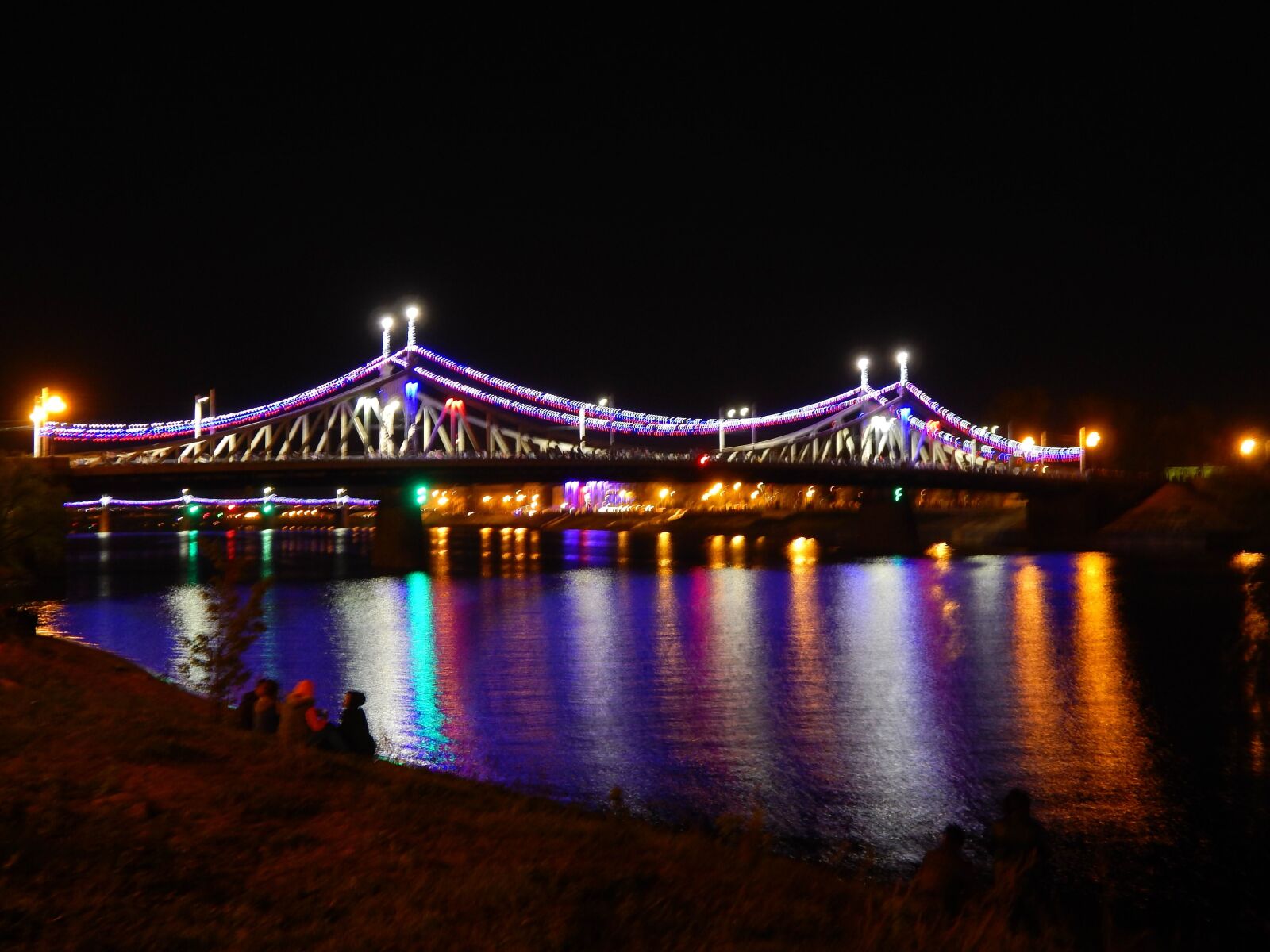 Nikon Coolpix L820 sample photo. Bridge, night city, lights photography