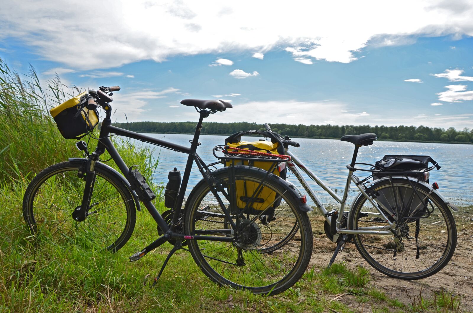 Nikon D5100 sample photo. Bike, lake, water photography
