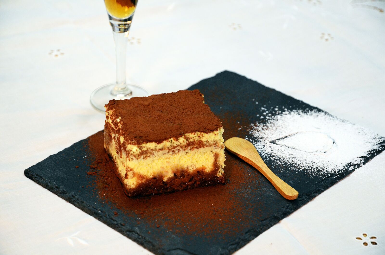 Nikon D7000 sample photo. Cake, tiramisu, chocolate photography