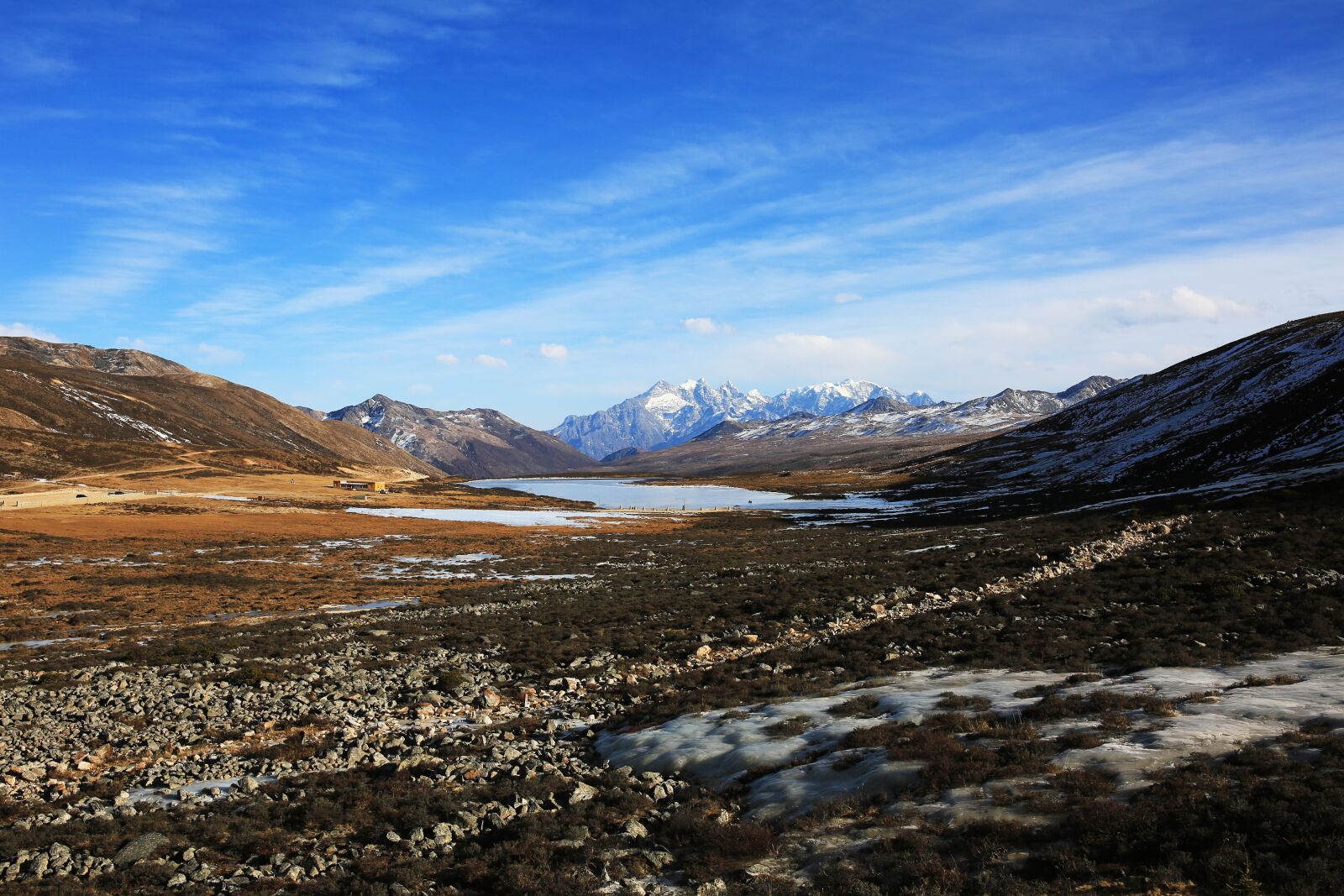 Canon EF 35mm F1.4L II USM sample photo. Plateau scenery, plateau, snow photography