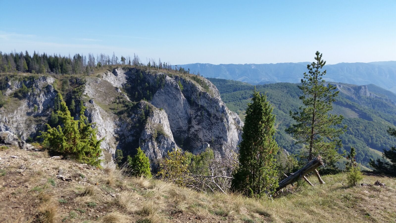 Samsung Galaxy S5 sample photo. Mountain, rocks, romania photography