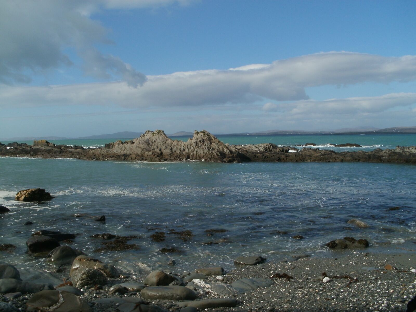 Olympus FE48,X44 sample photo. Rocks, shore, beach photography